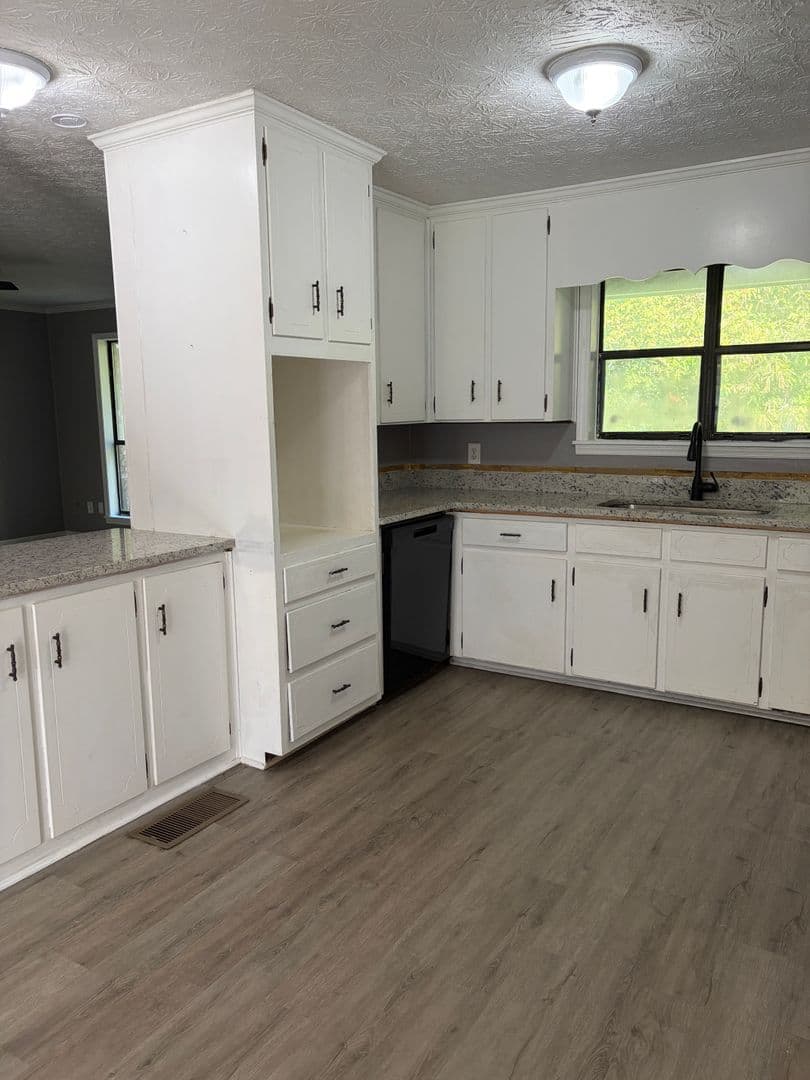 Prattville House: 1546 Kimberly Lane
