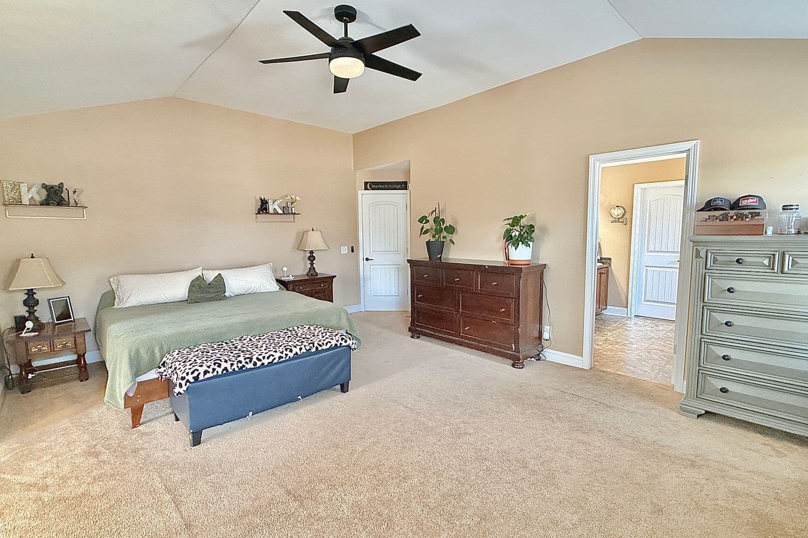 Ludowici House: 470 Briarcrest Drive NE