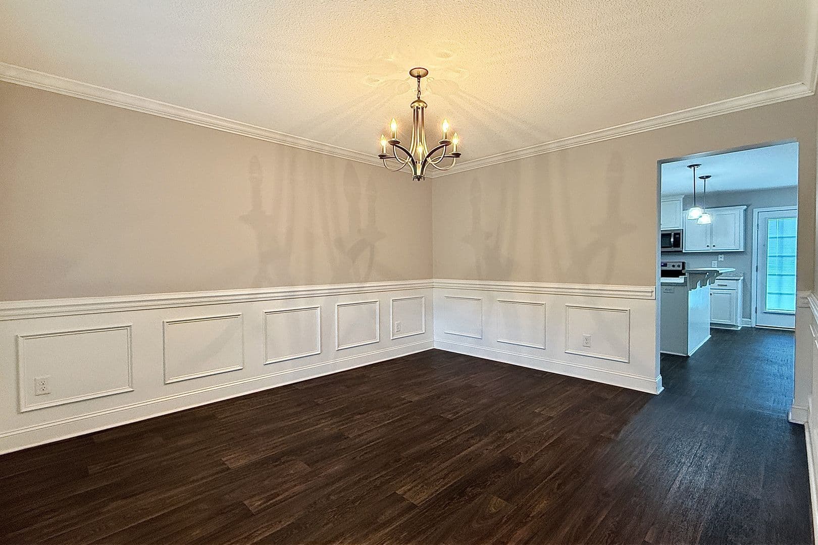 Allenhurst House: 309 Nashview Trl