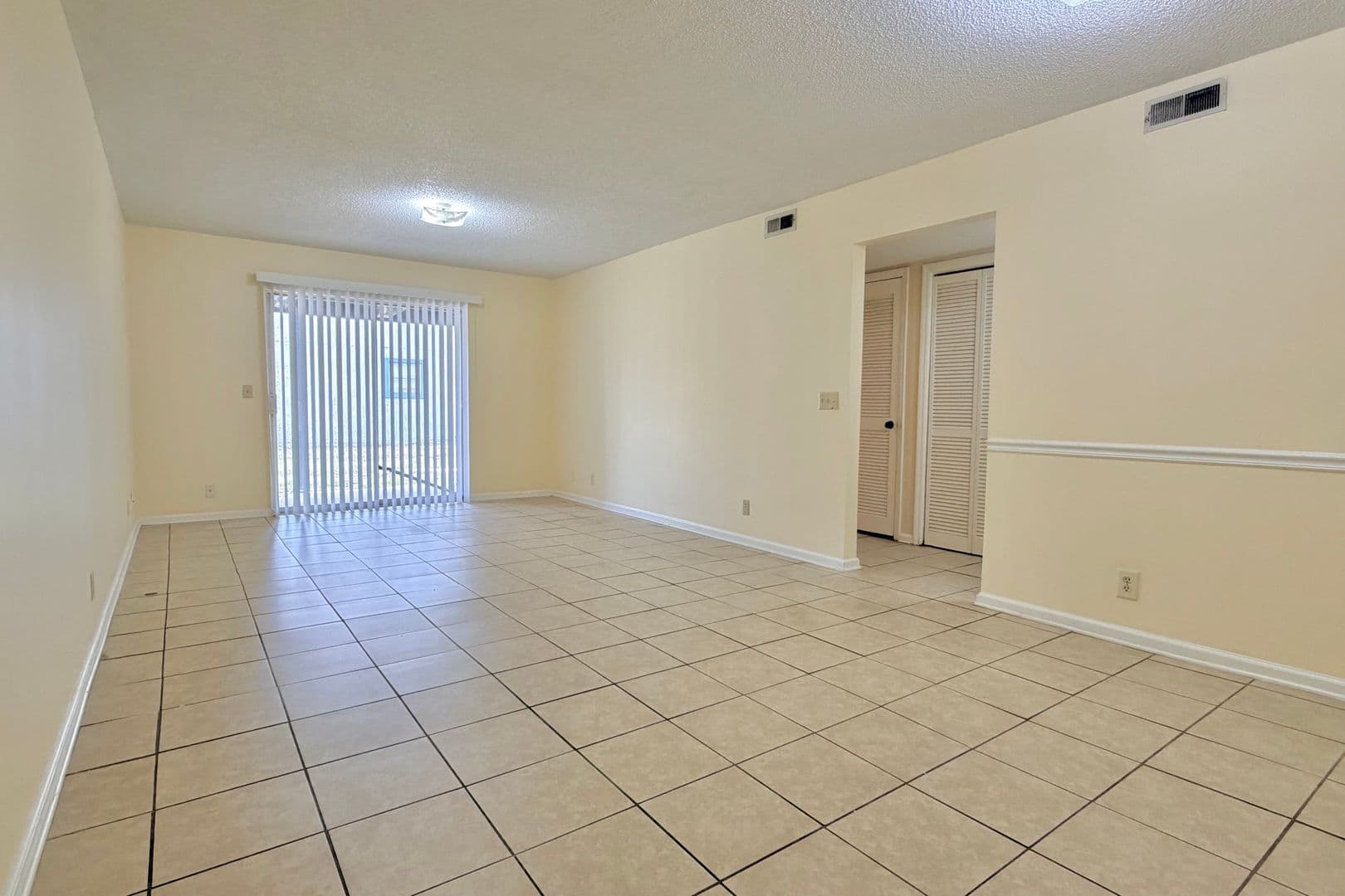 Hinesville Condo: 910 Brett Drive, #117