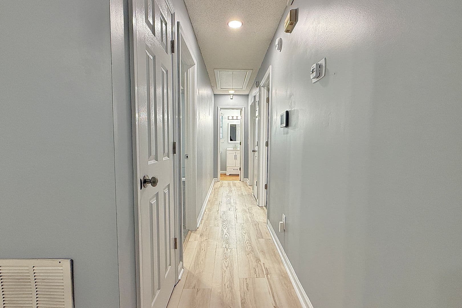 Allenhurst House: 61 Gregory Ct