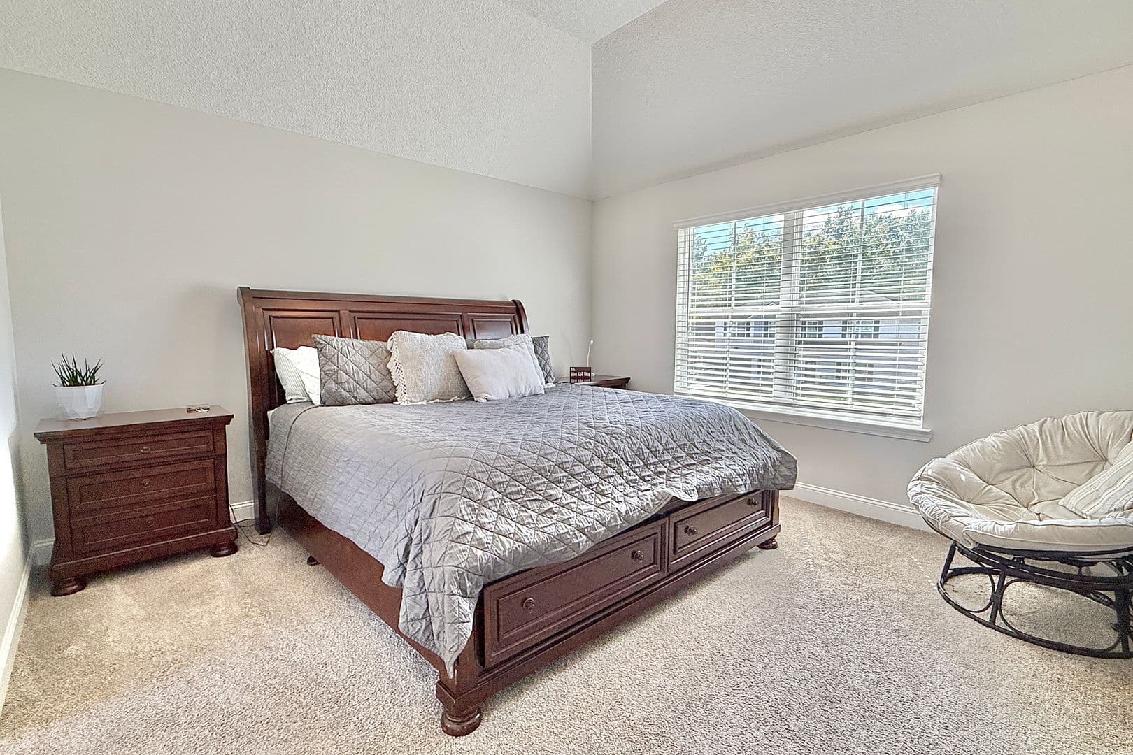 Hinesville House: 120 Legacy Ln