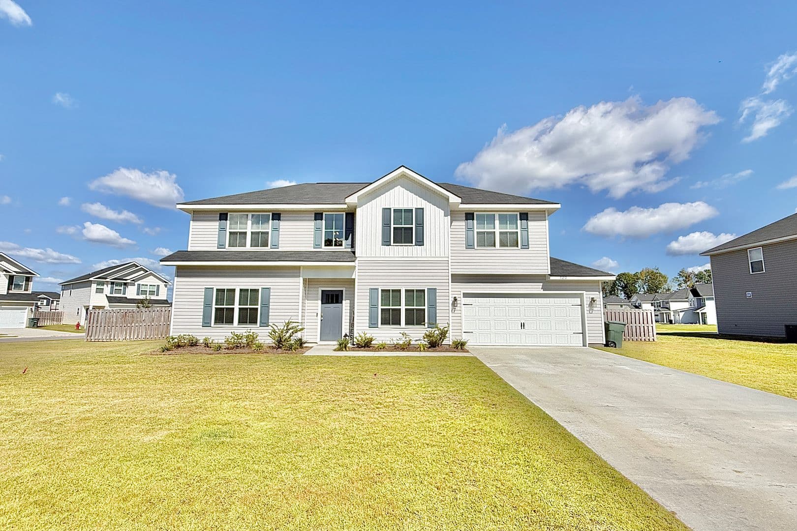 Hinesville House: 120 Legacy Ln
