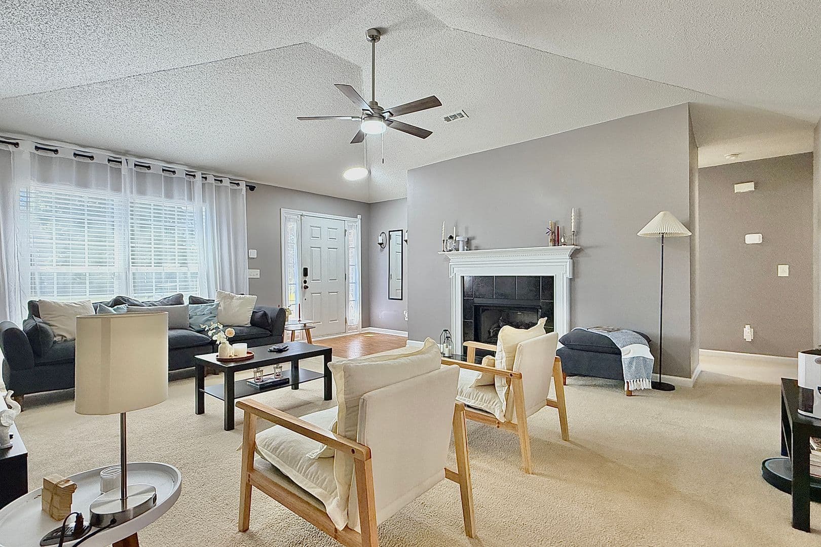 Midway House: 193 River Bend Dr
