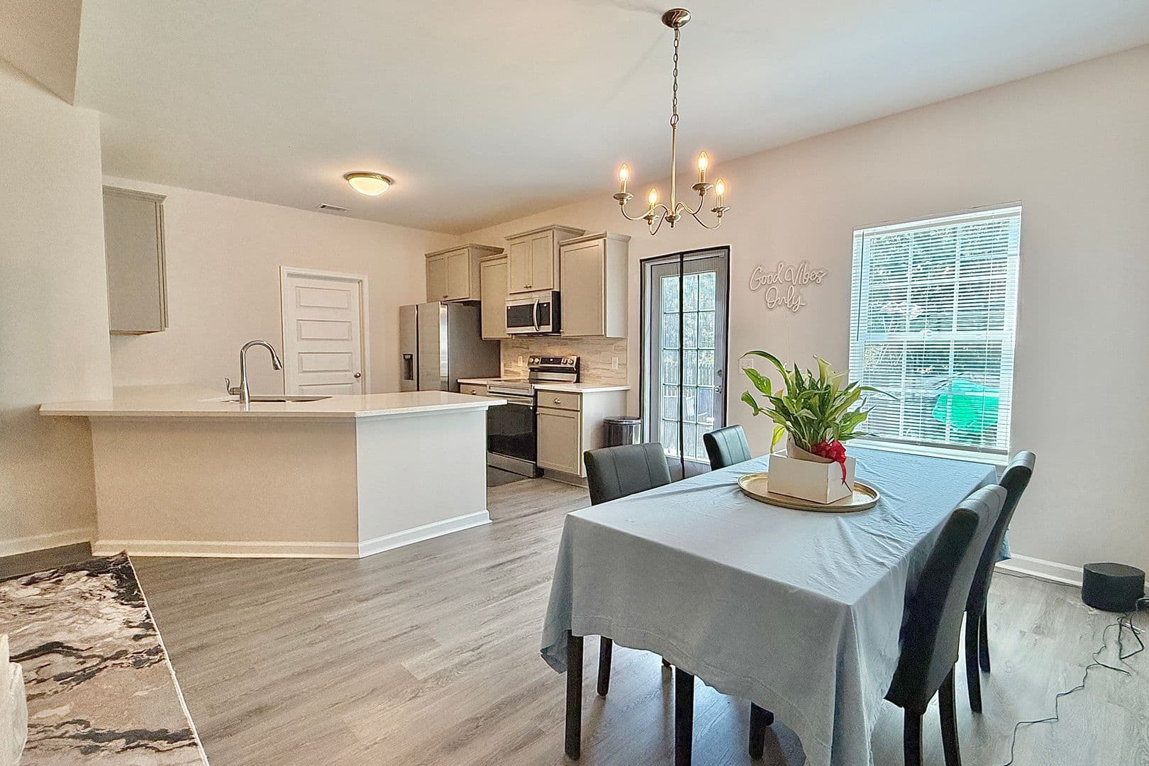 Hinesville House: 30 Renwick Loop