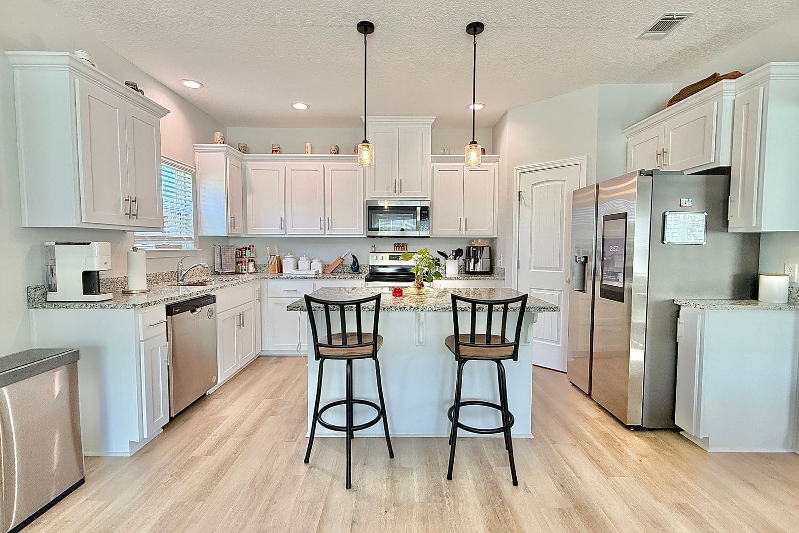 Hinesville House: 120 Legacy Ln