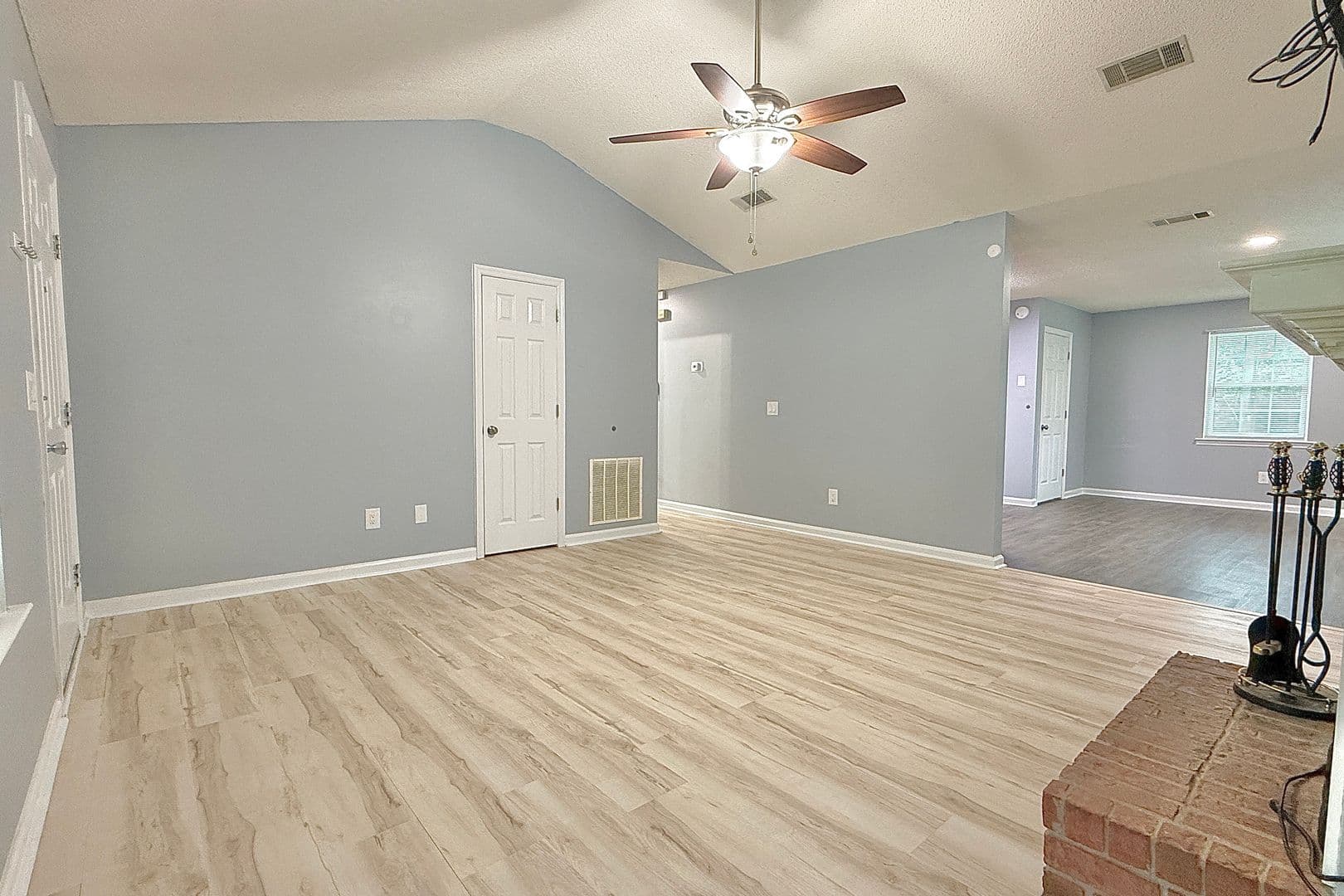 Allenhurst House: 61 Gregory Ct