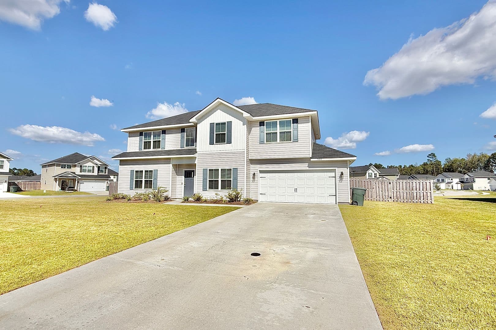 Hinesville House: 120 Legacy Ln