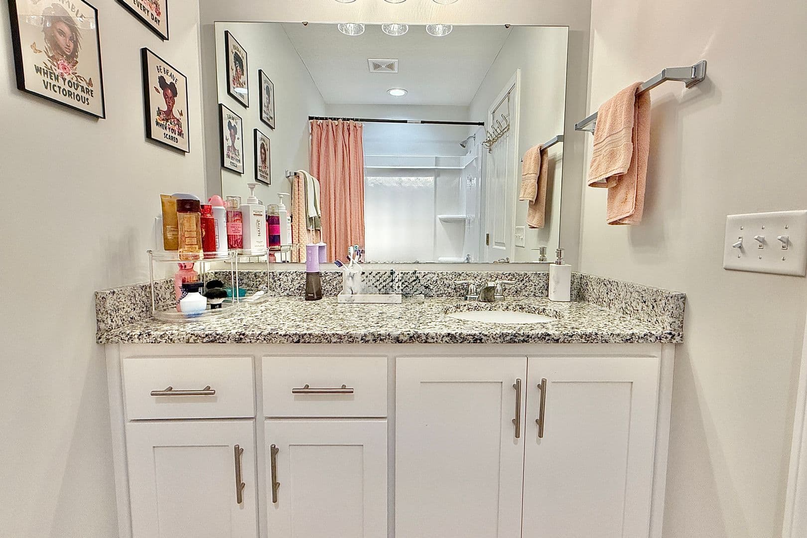 Hinesville House: 120 Legacy Ln