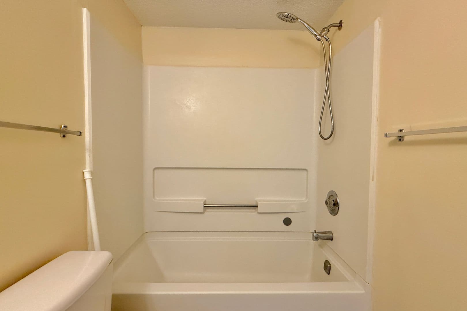Hinesville Condo: 910 Brett Drive, #117