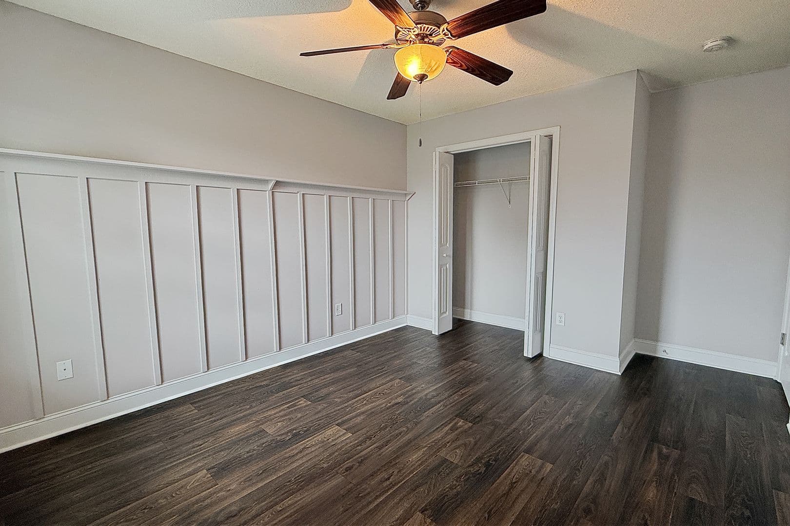 Allenhurst House: 309 Nashview Trl