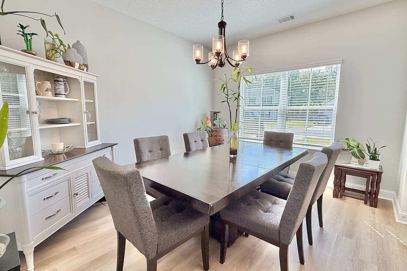 Hinesville House: 120 Legacy Ln