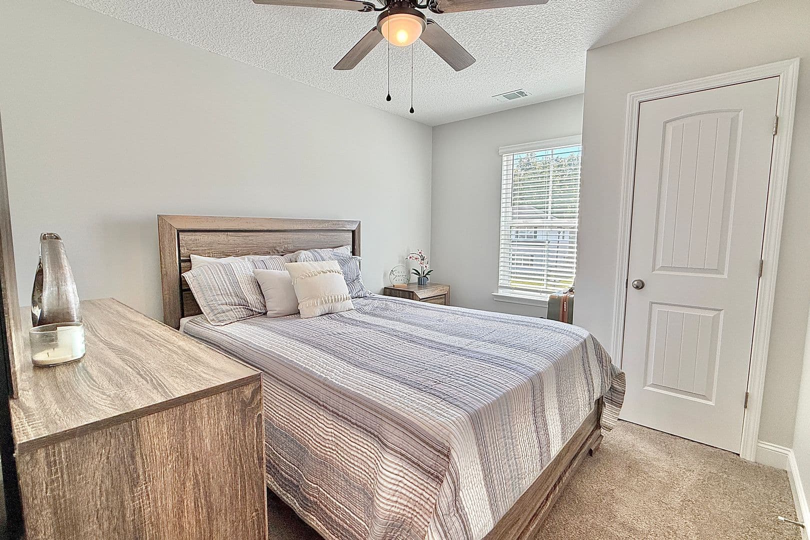 Hinesville House: 120 Legacy Ln