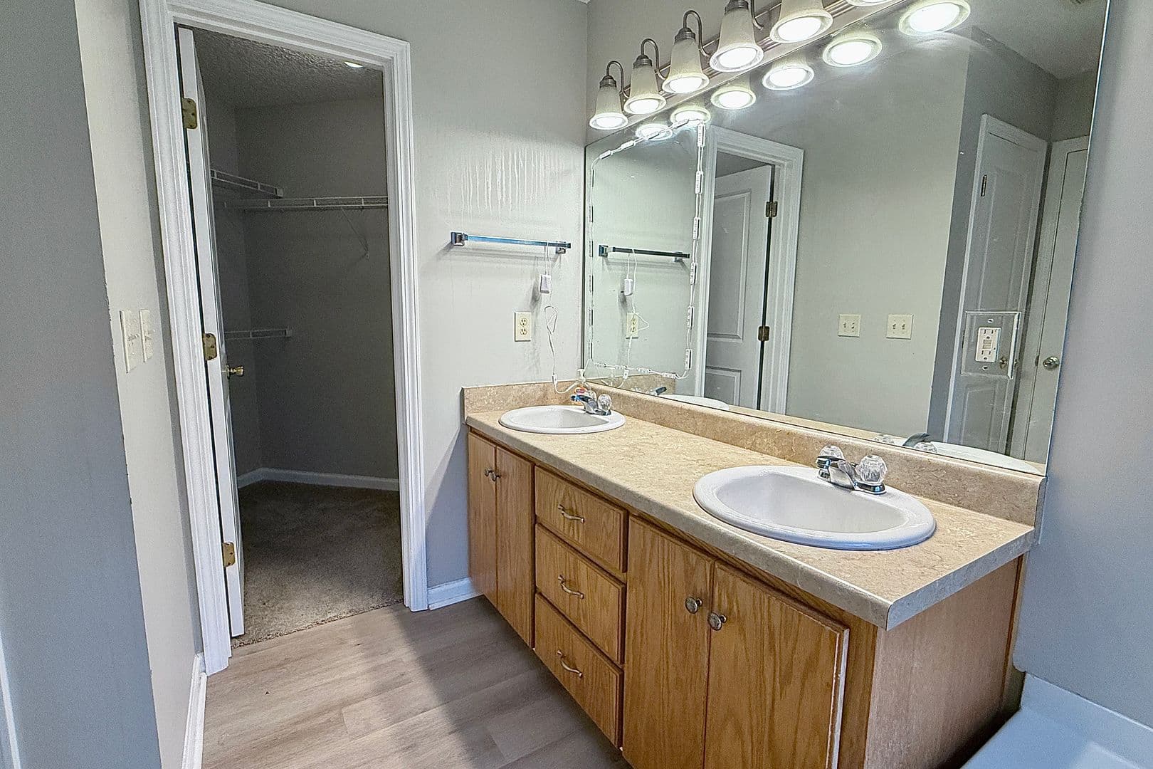 Hinesville House: 12 Idus Lane