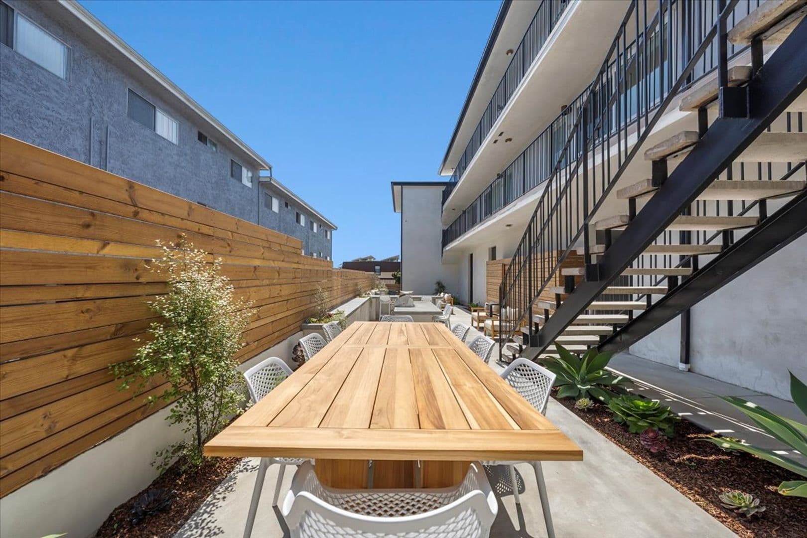 Hermosa Beach Apartment: 1803 Pacific Coast Highway