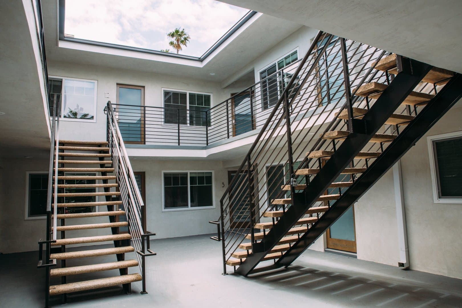 Redondo Beach Apartment: 201 S Broadway