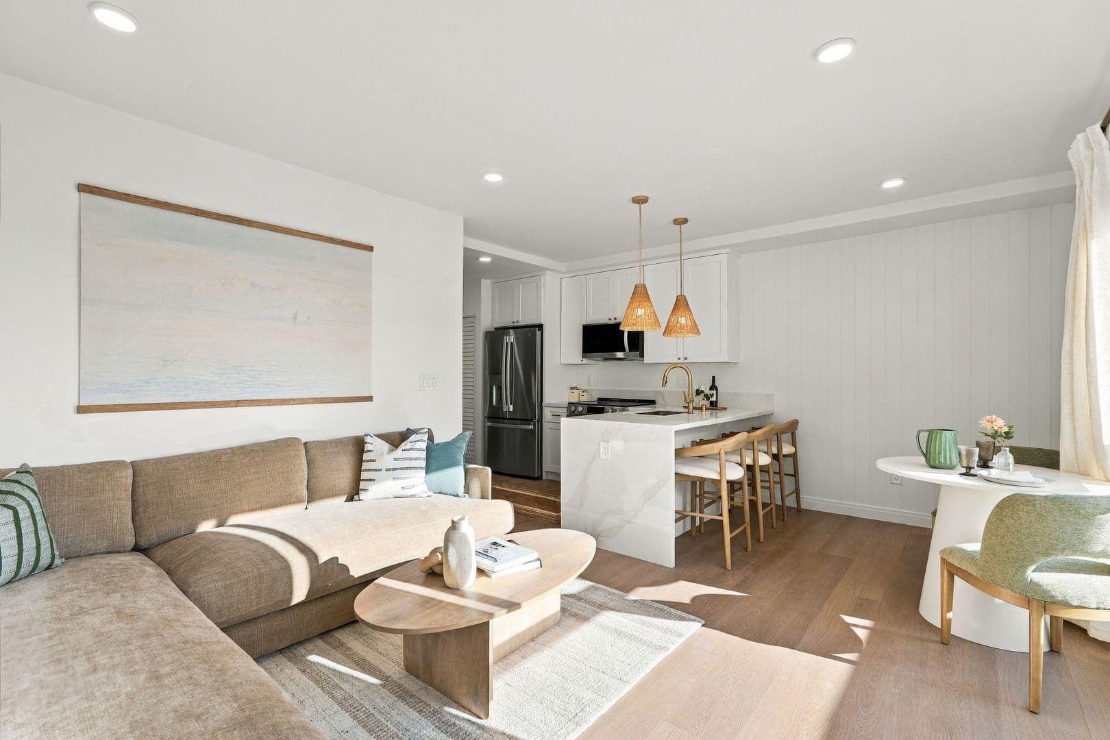 Hermosa Beach Apartment: 720-724 21st Street