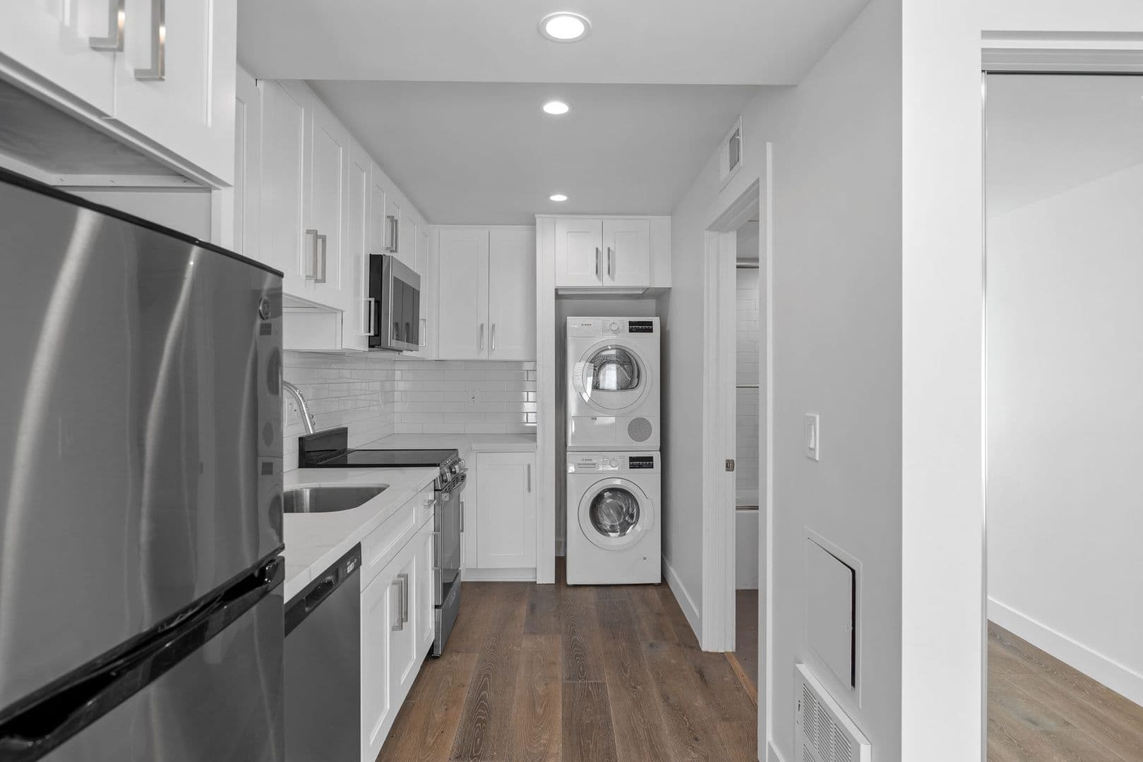 Torrance Apartment: 3450 Emerald Street