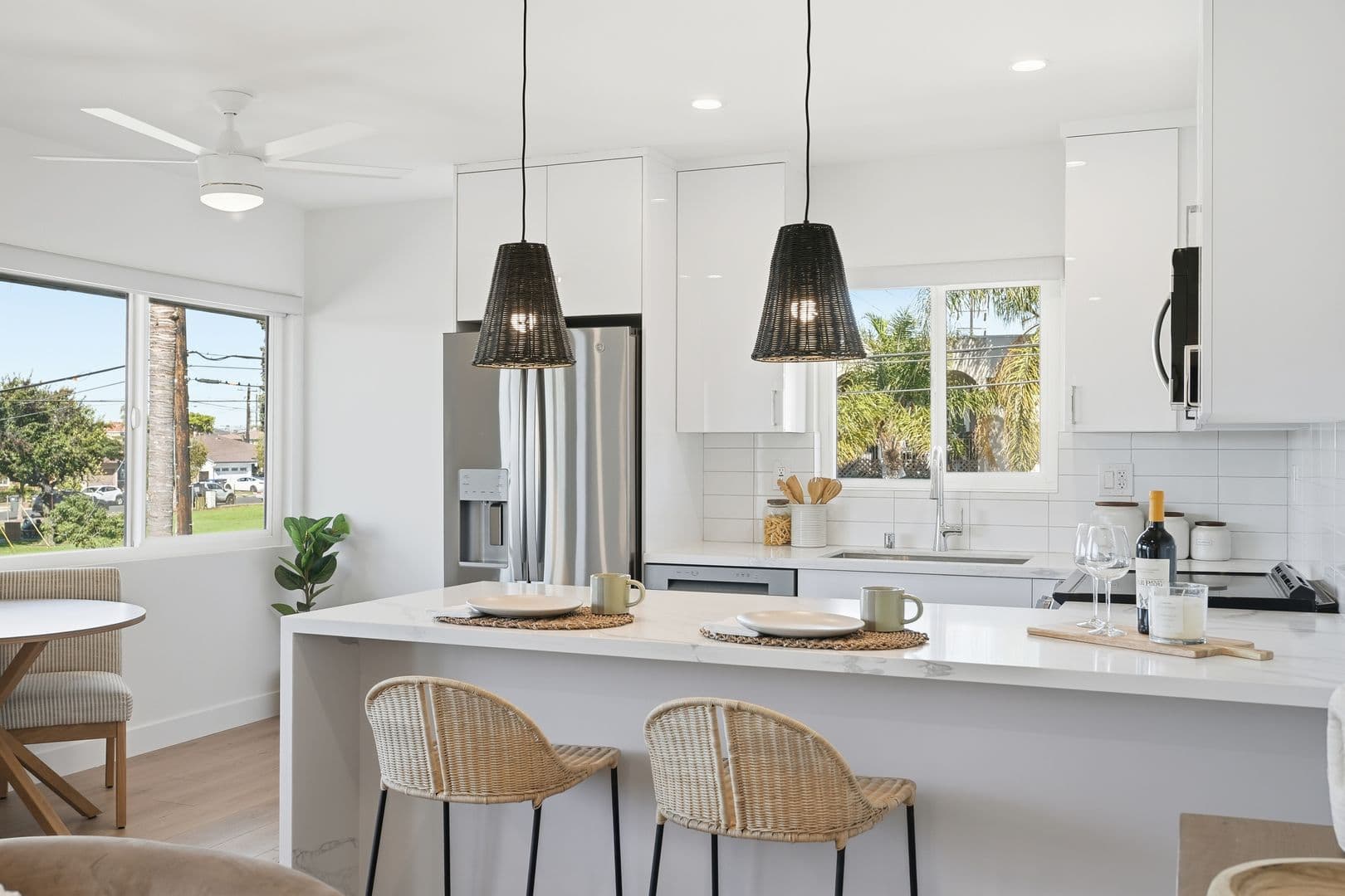 El Segundo Apartment: 1620 E Maple Ave