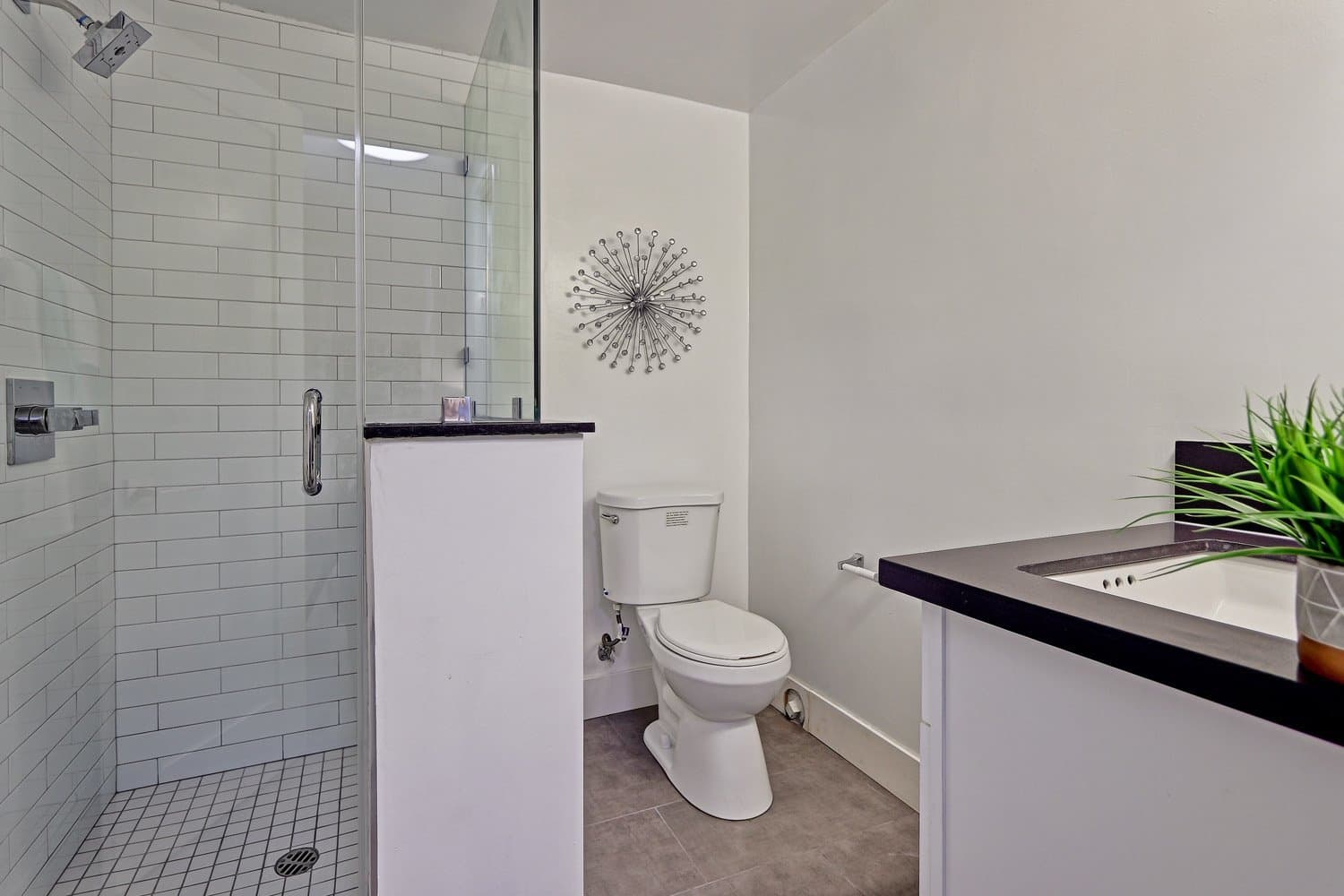 El Segundo Apartment: 716-717 Indiana Court