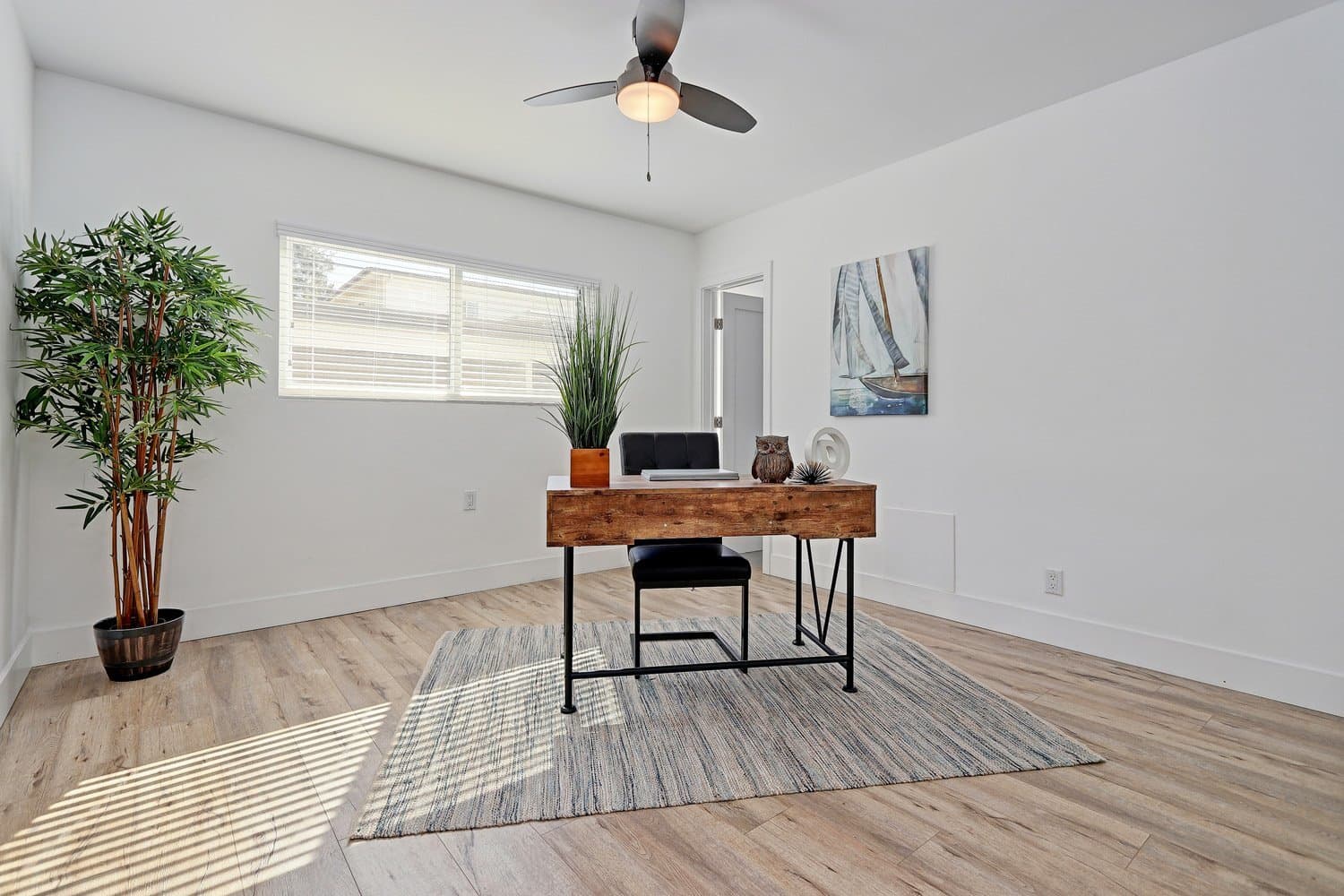El Segundo Apartment: 716-717 Indiana Court