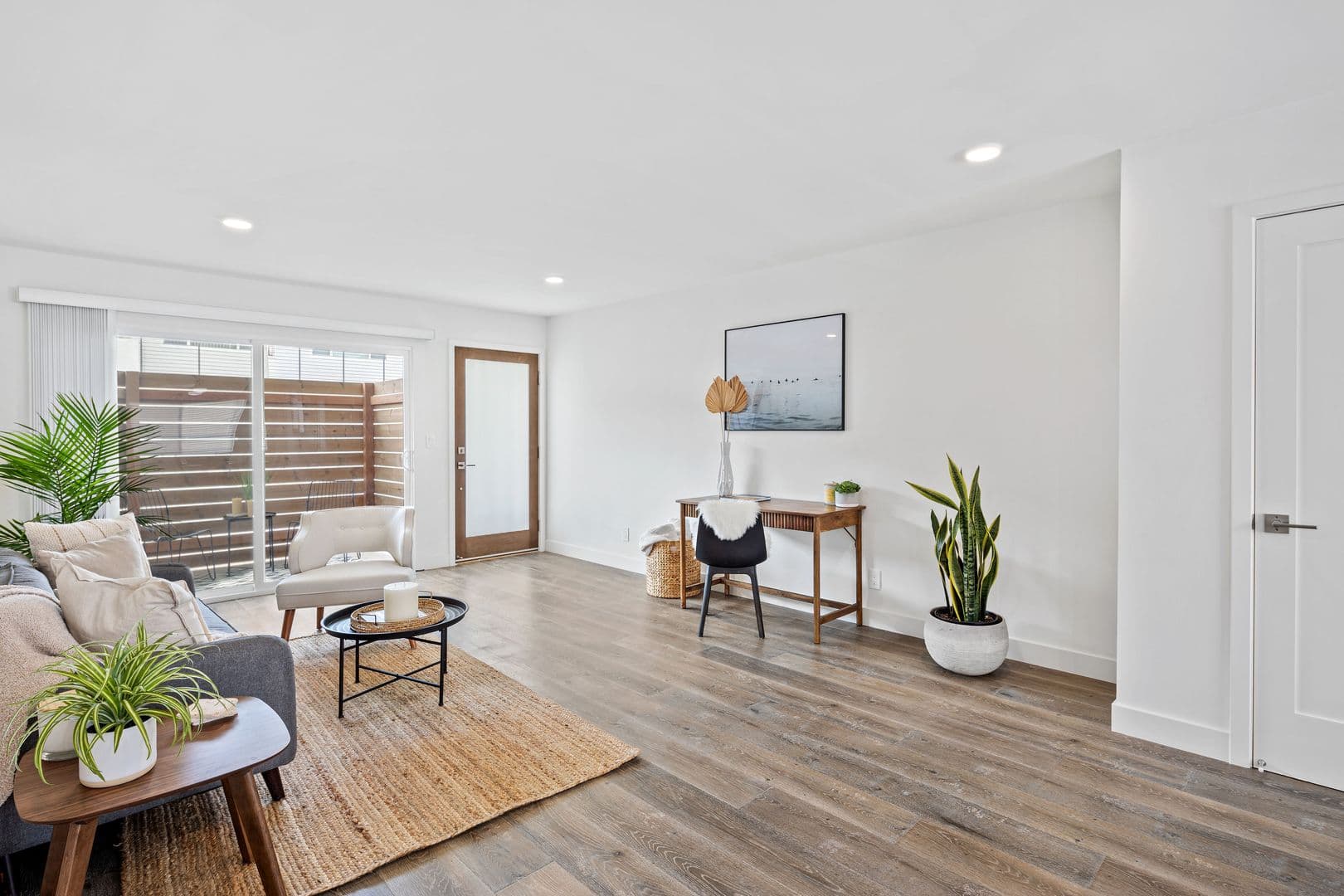 Torrance Apartment: 3828 W 226th St
