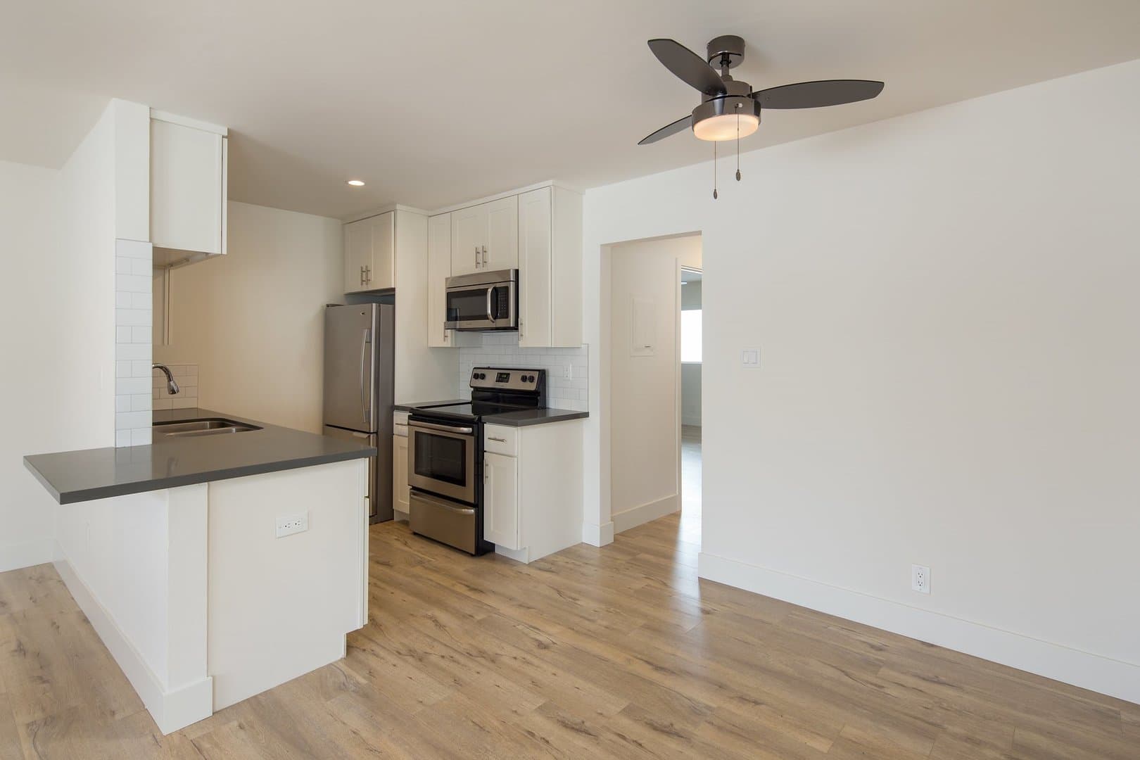 Torrance Apartment: 20700 Anza Ave