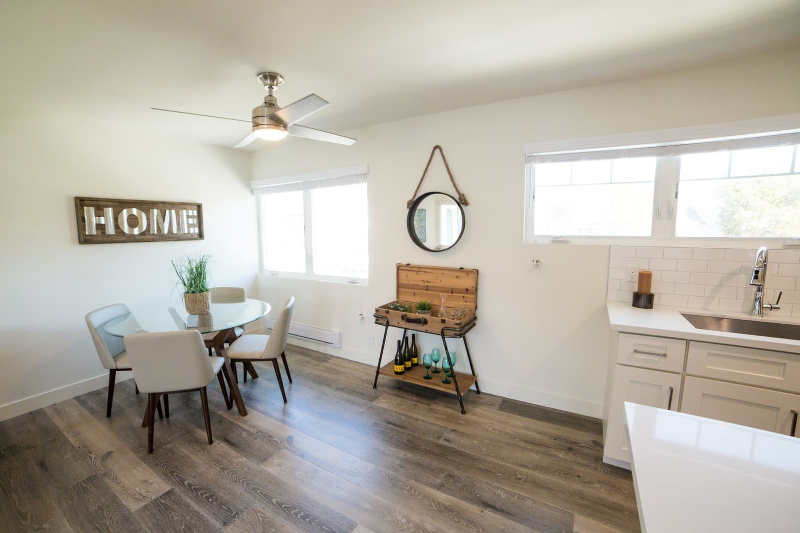 Redondo Beach Apartment: 201 S Broadway