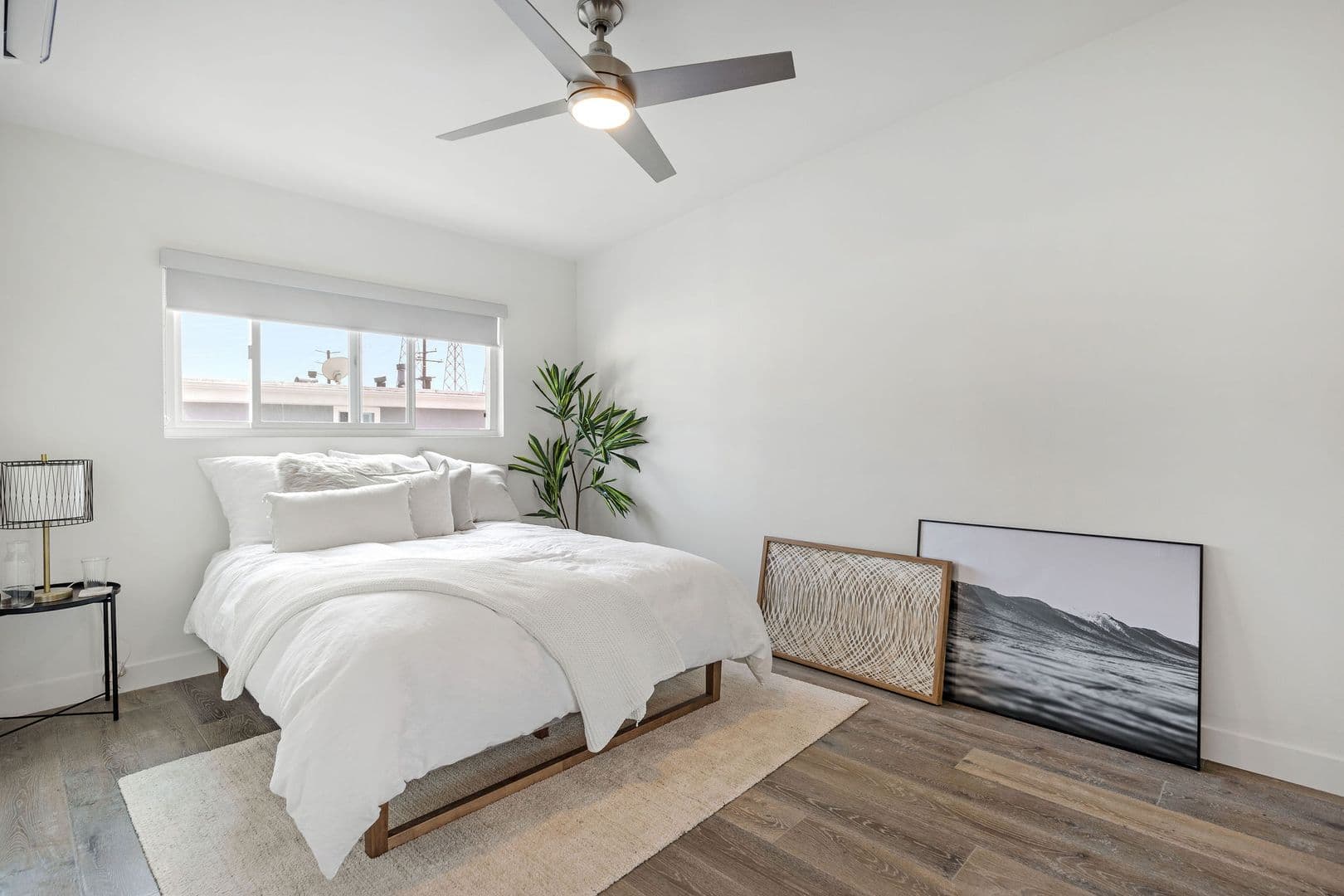 El Segundo Apartment: 420 Illinois Street