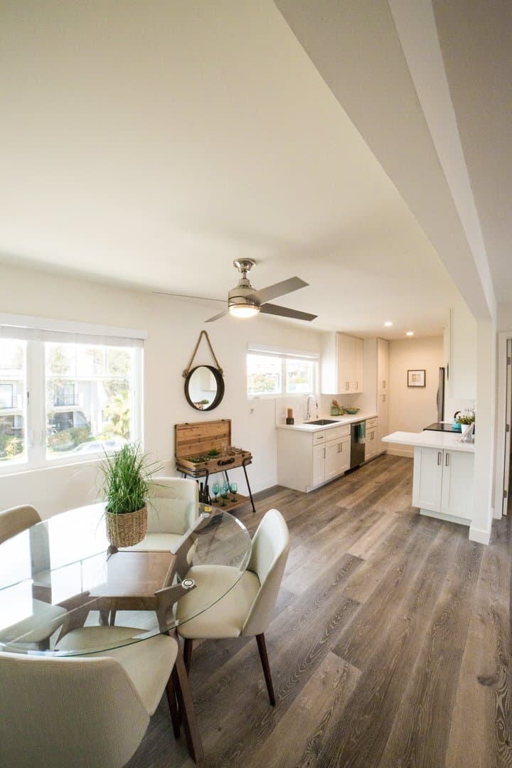 Redondo Beach Apartment: 201 S Broadway