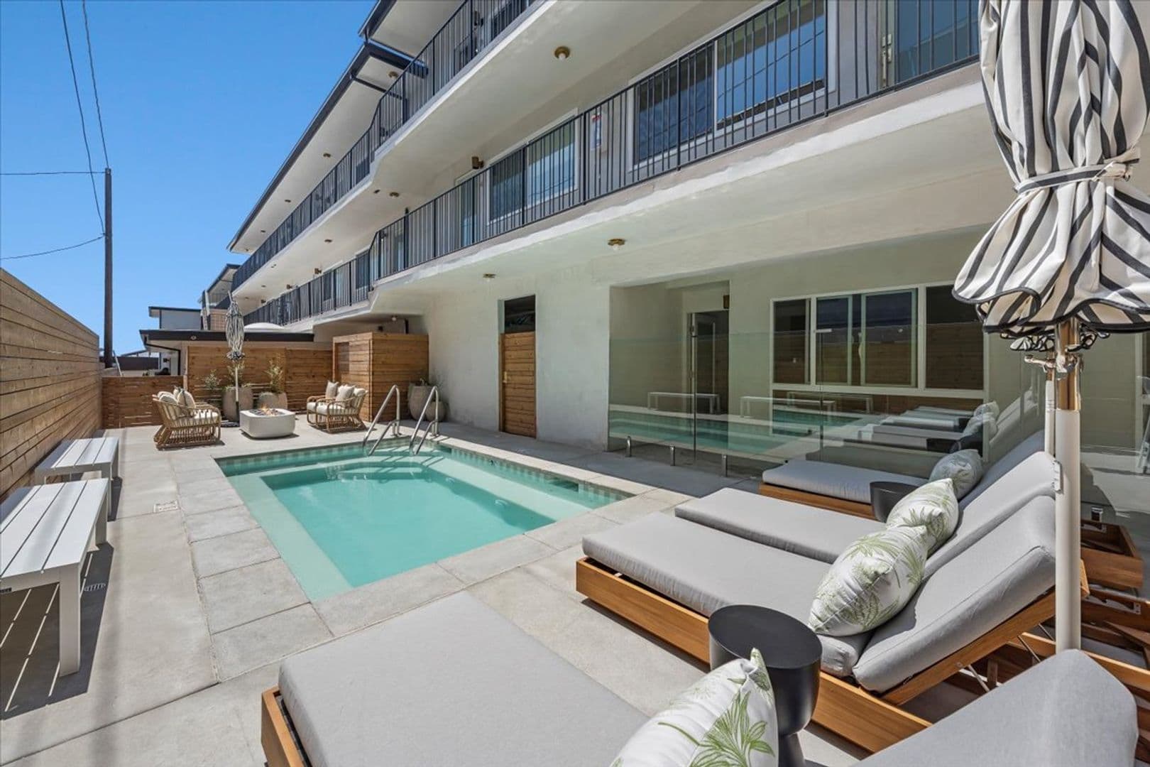 Hermosa Beach Apartment: 1803 Pacific Coast Highway