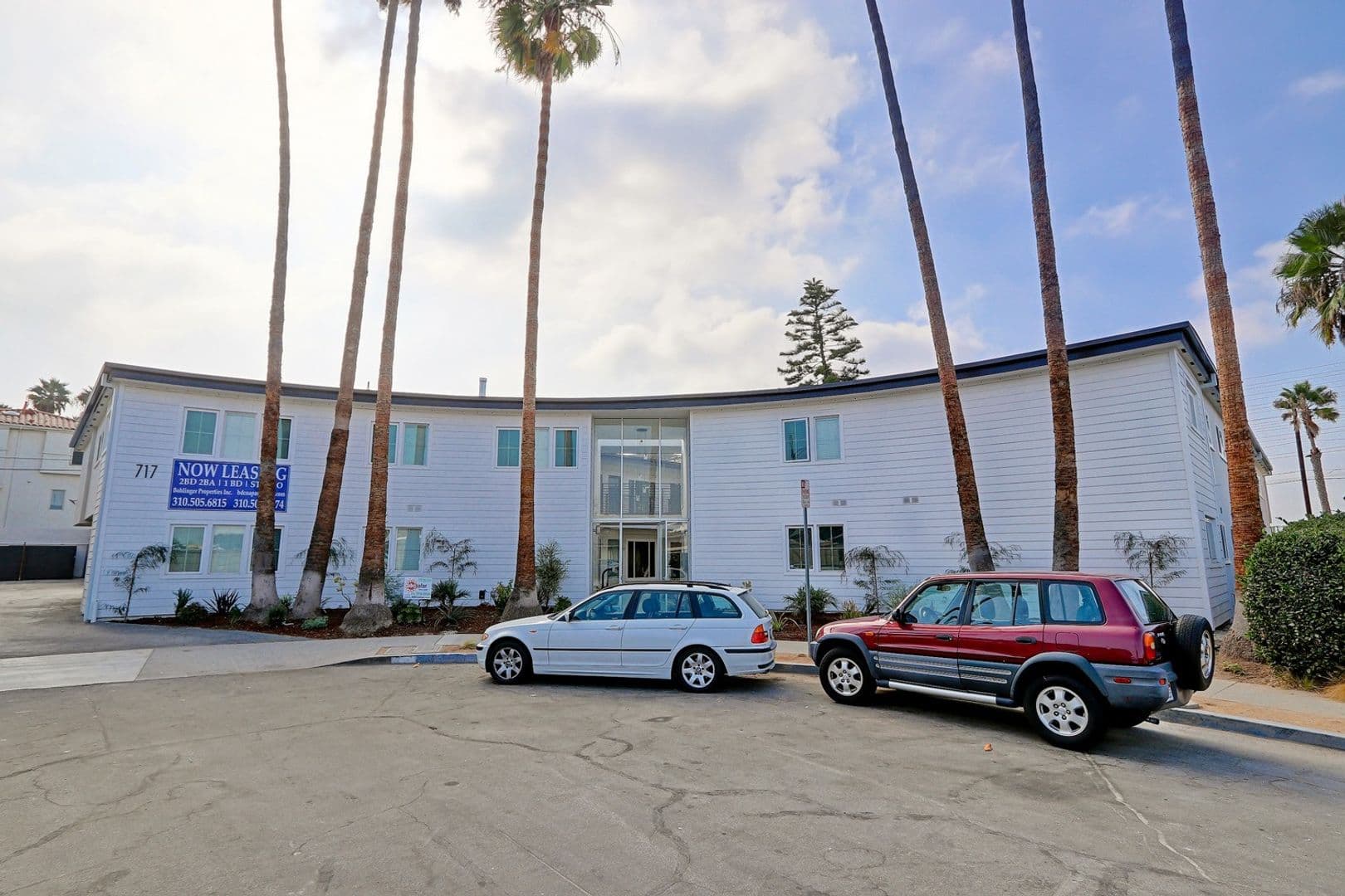 El Segundo Apartment: 716-717 Indiana Court
