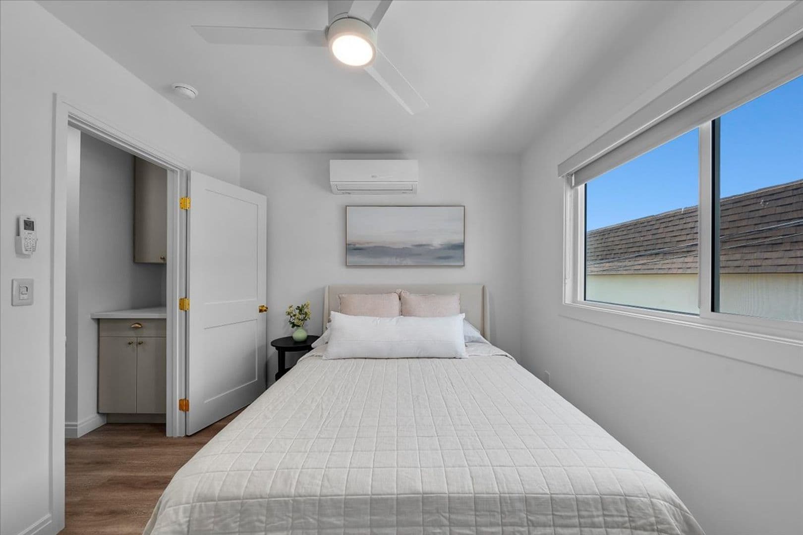 Hermosa Beach Apartment: 1803 Pacific Coast Highway