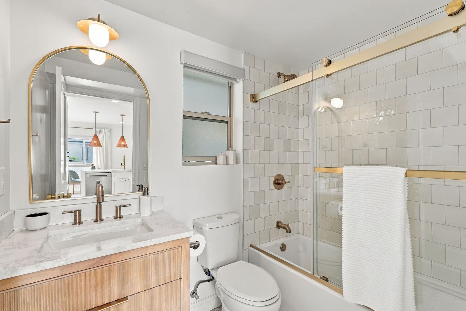 Hermosa Beach Apartment: 720-724 21st Street