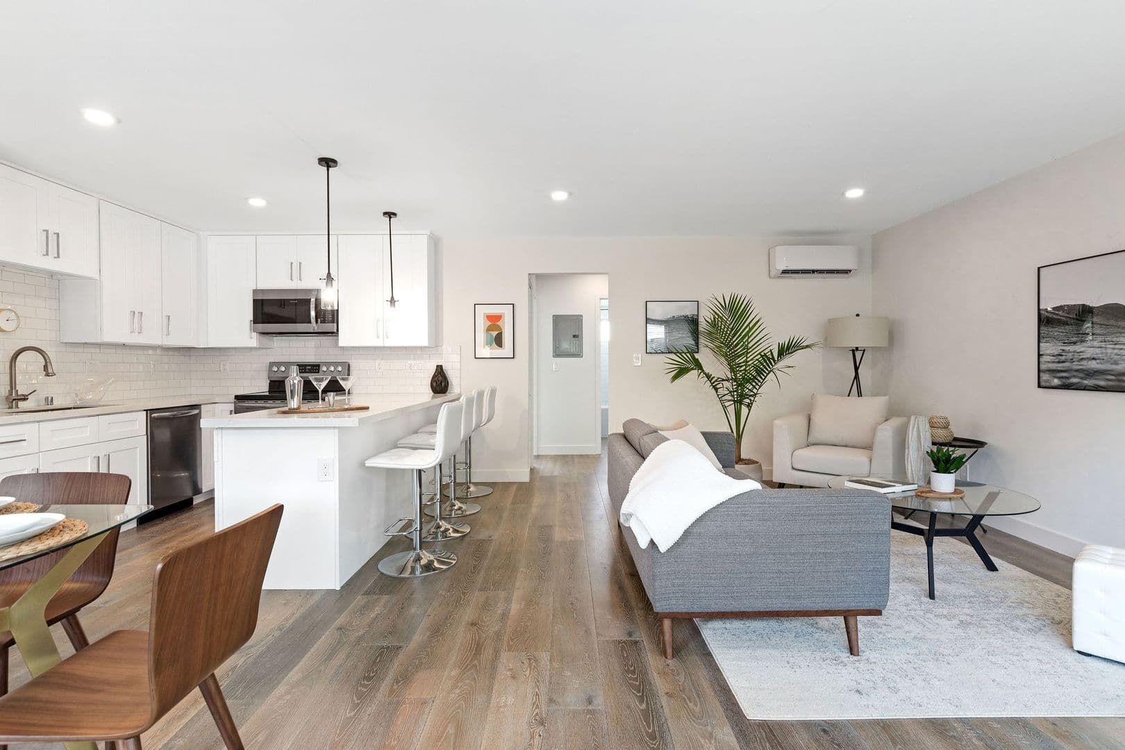 Torrance Apartment: 3450 Emerald Street