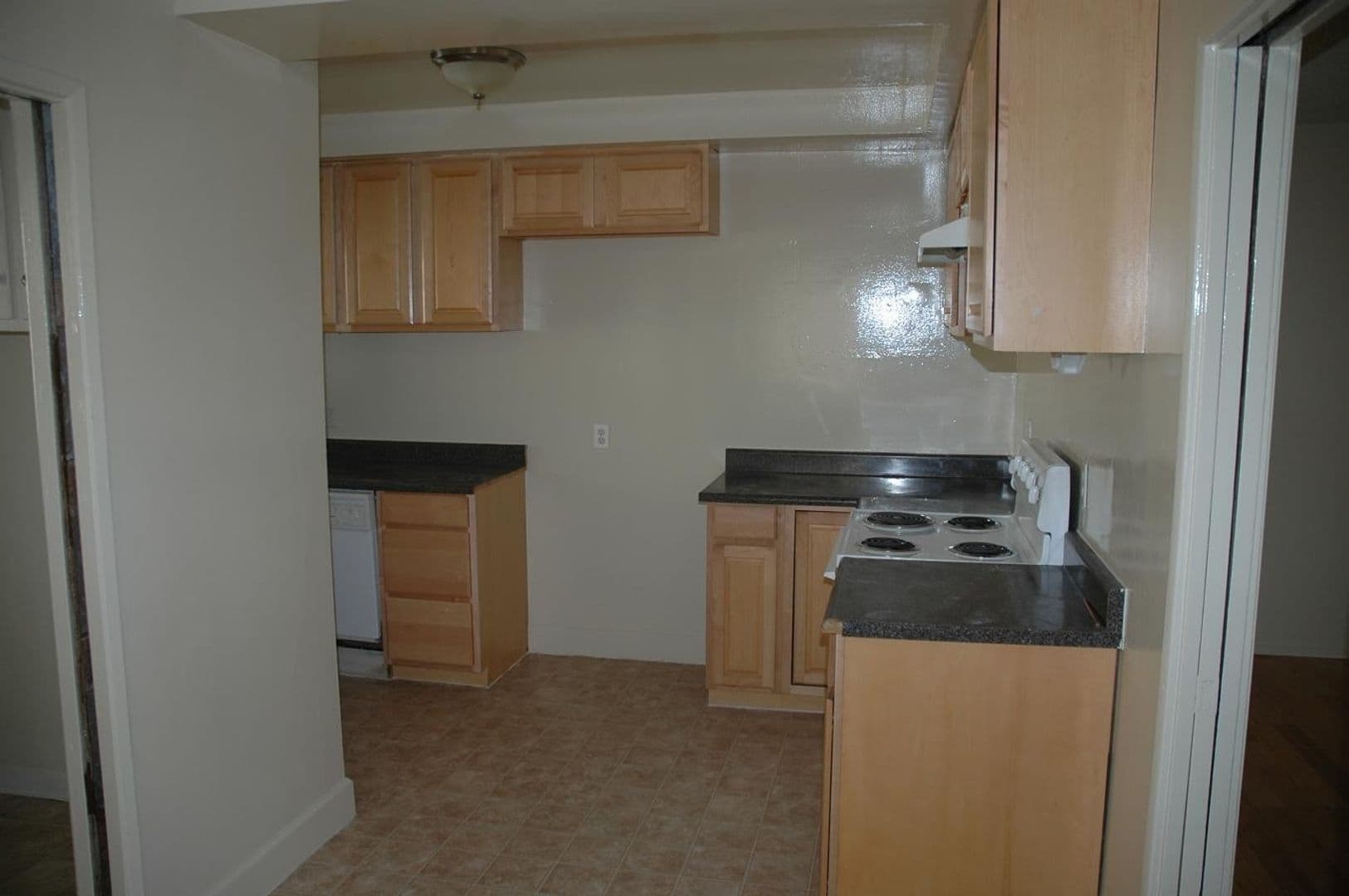 Torrance Apartment: 17450 Van Ness Ave