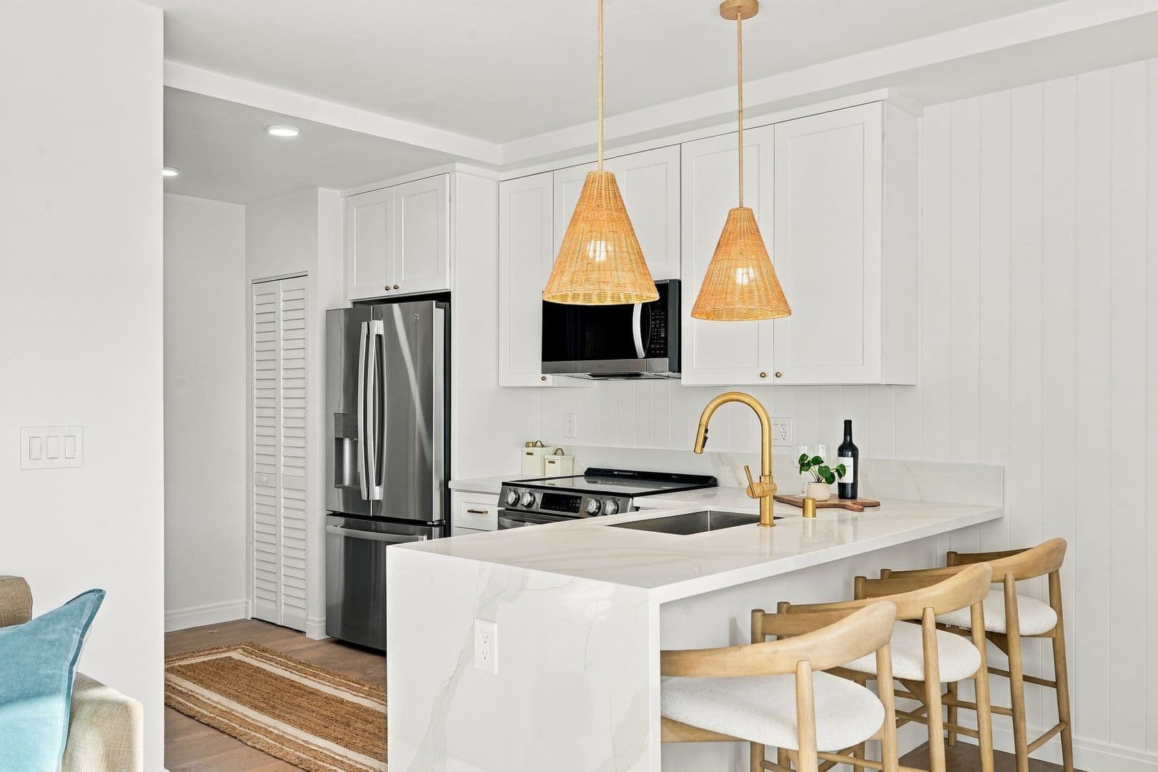 Hermosa Beach Apartment: 720-724 21st Street