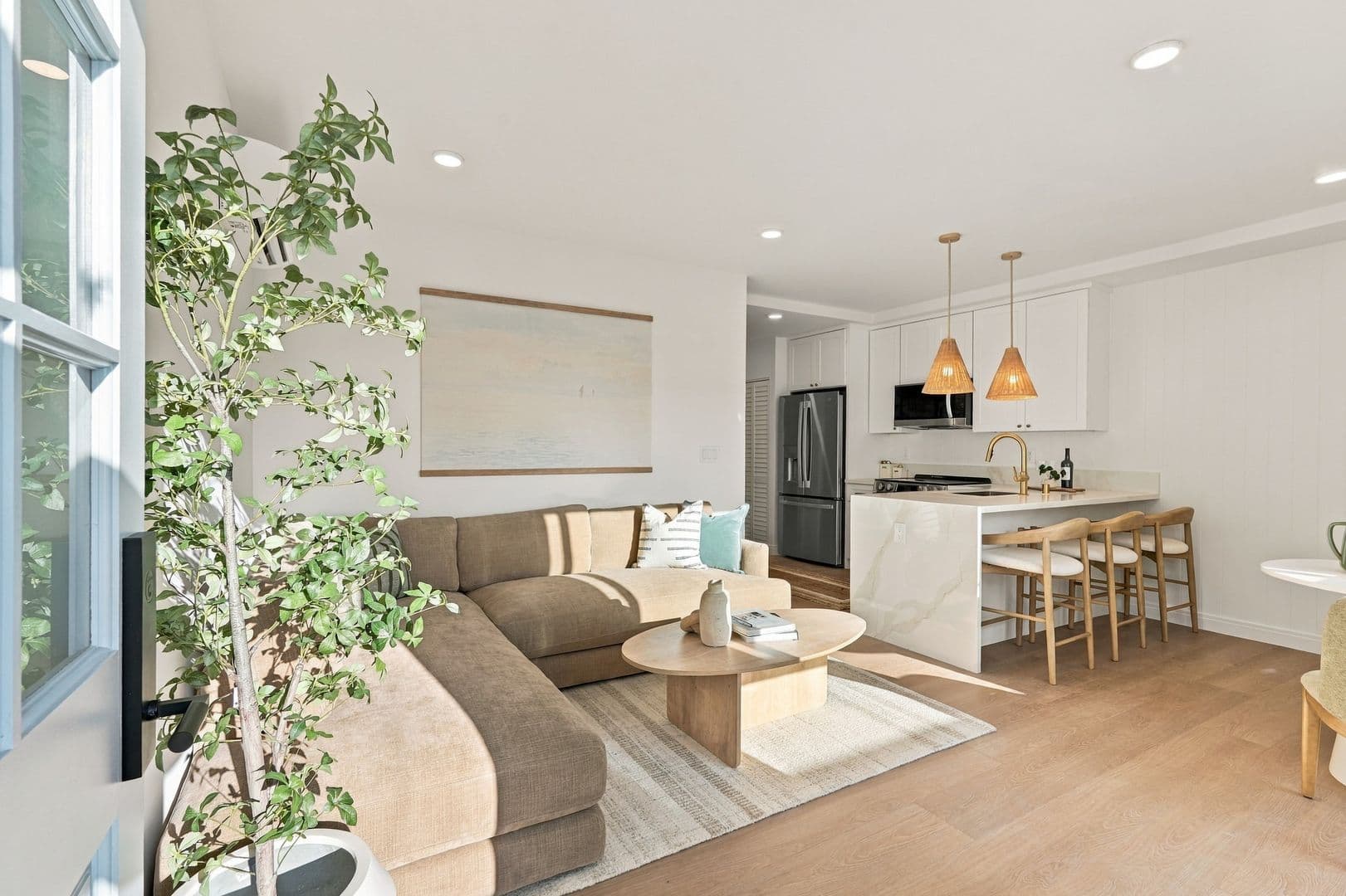 Hermosa Beach Apartment: 720-724 21st Street