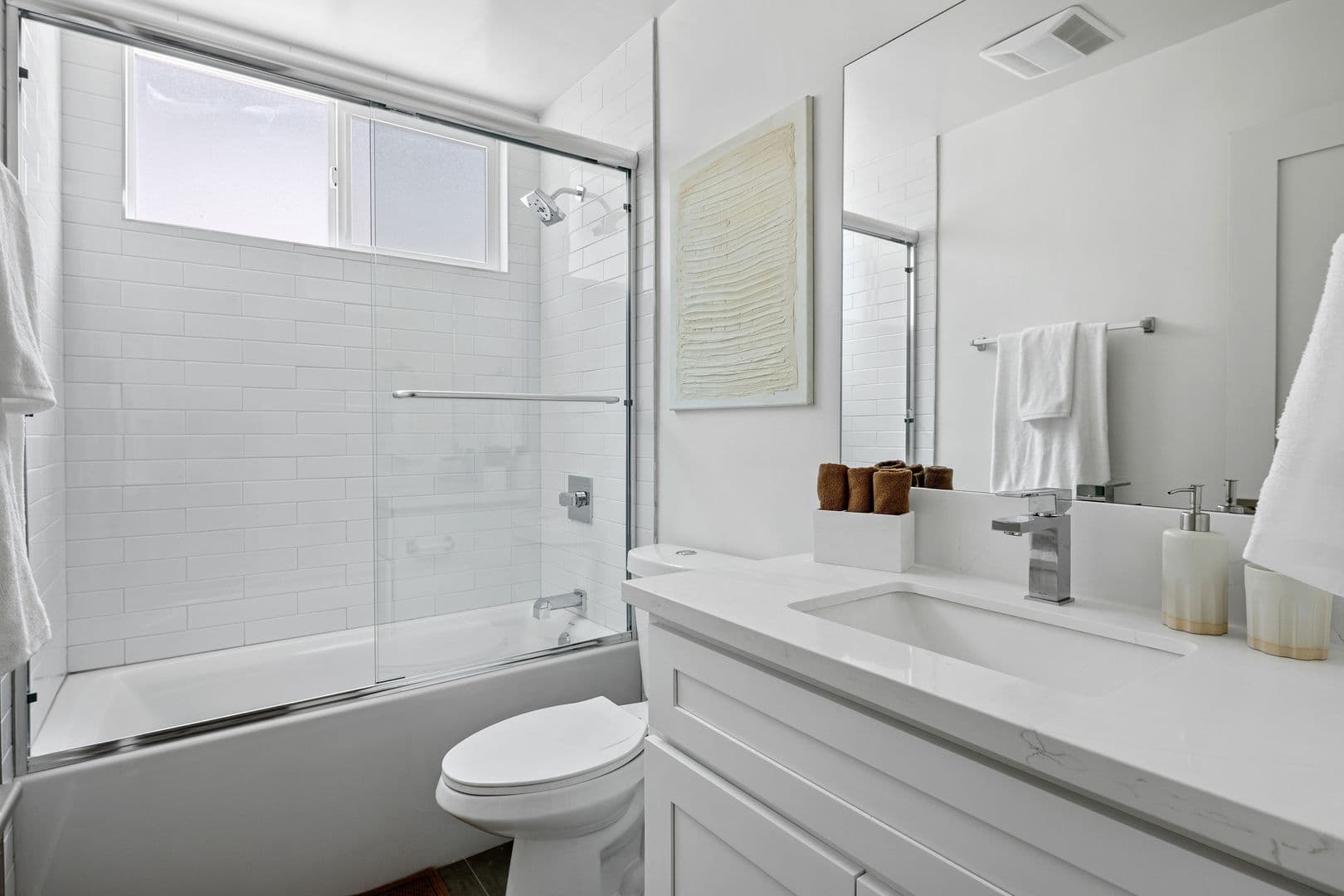 Torrance Apartment: 3828 W 226th St