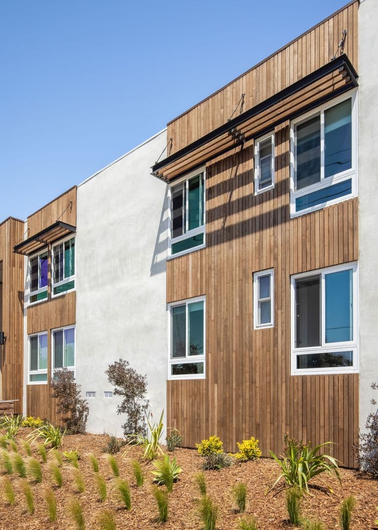 El Segundo Apartment: 420 Illinois Street