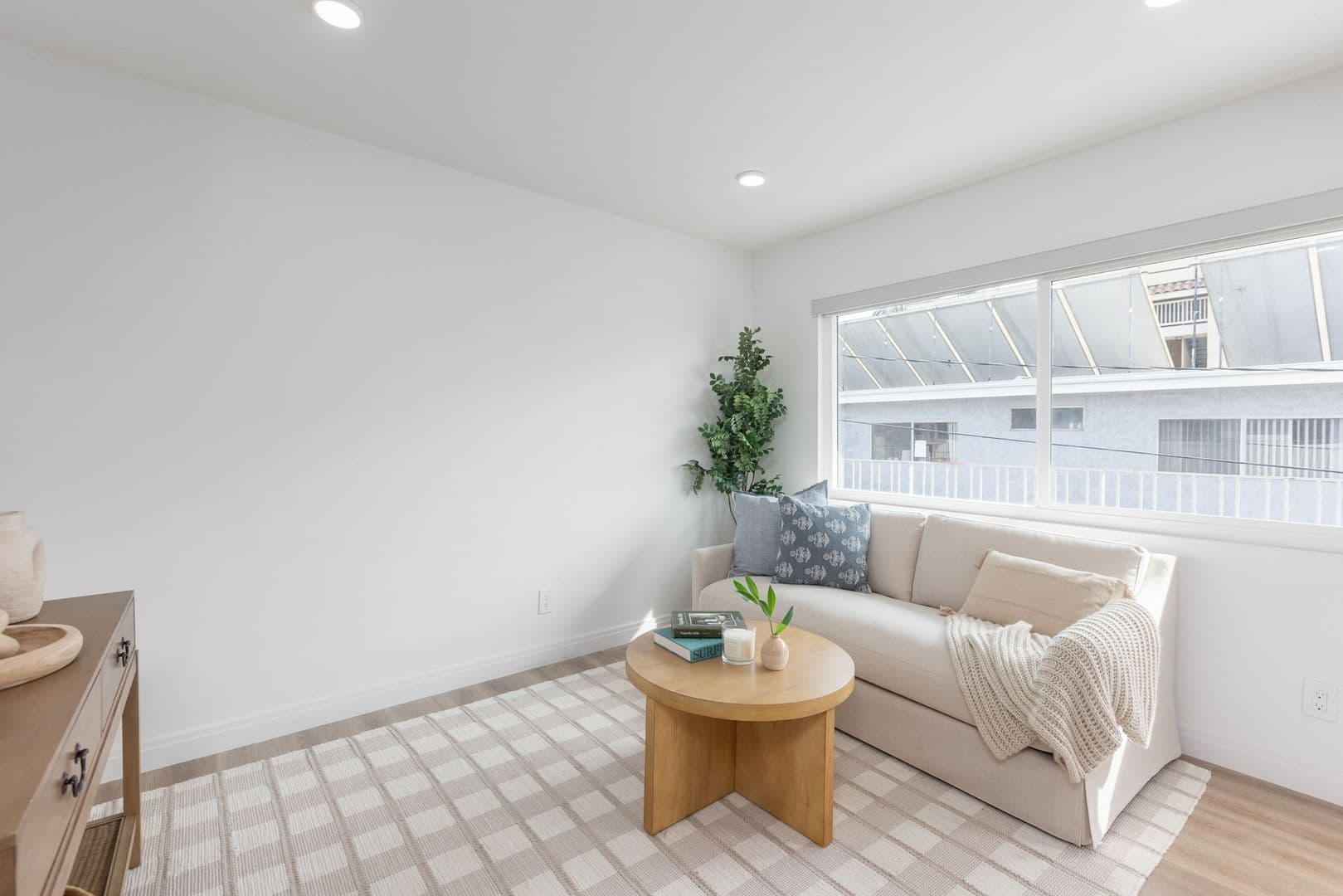 Hermosa Beach Apartment: 1803 Pacific Coast Highway