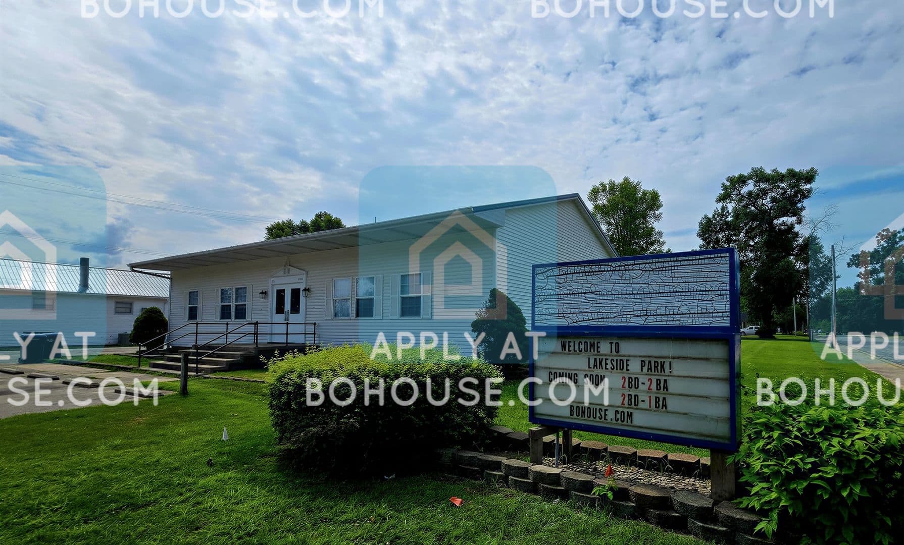 WARSAW Apartment: 600-610 OLDFATHER ST