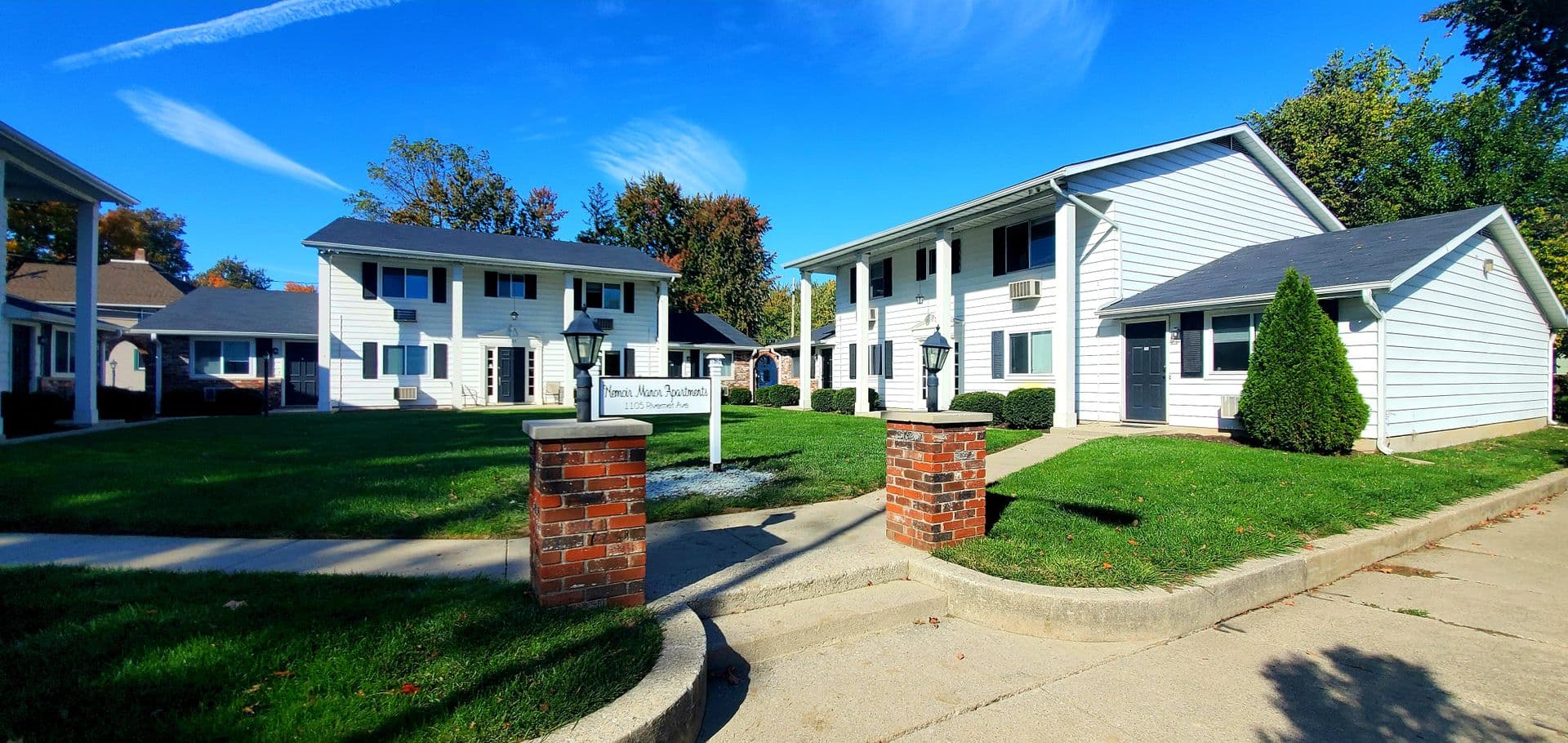 Fort Wayne Apartment: 1105 Rivermet Ave