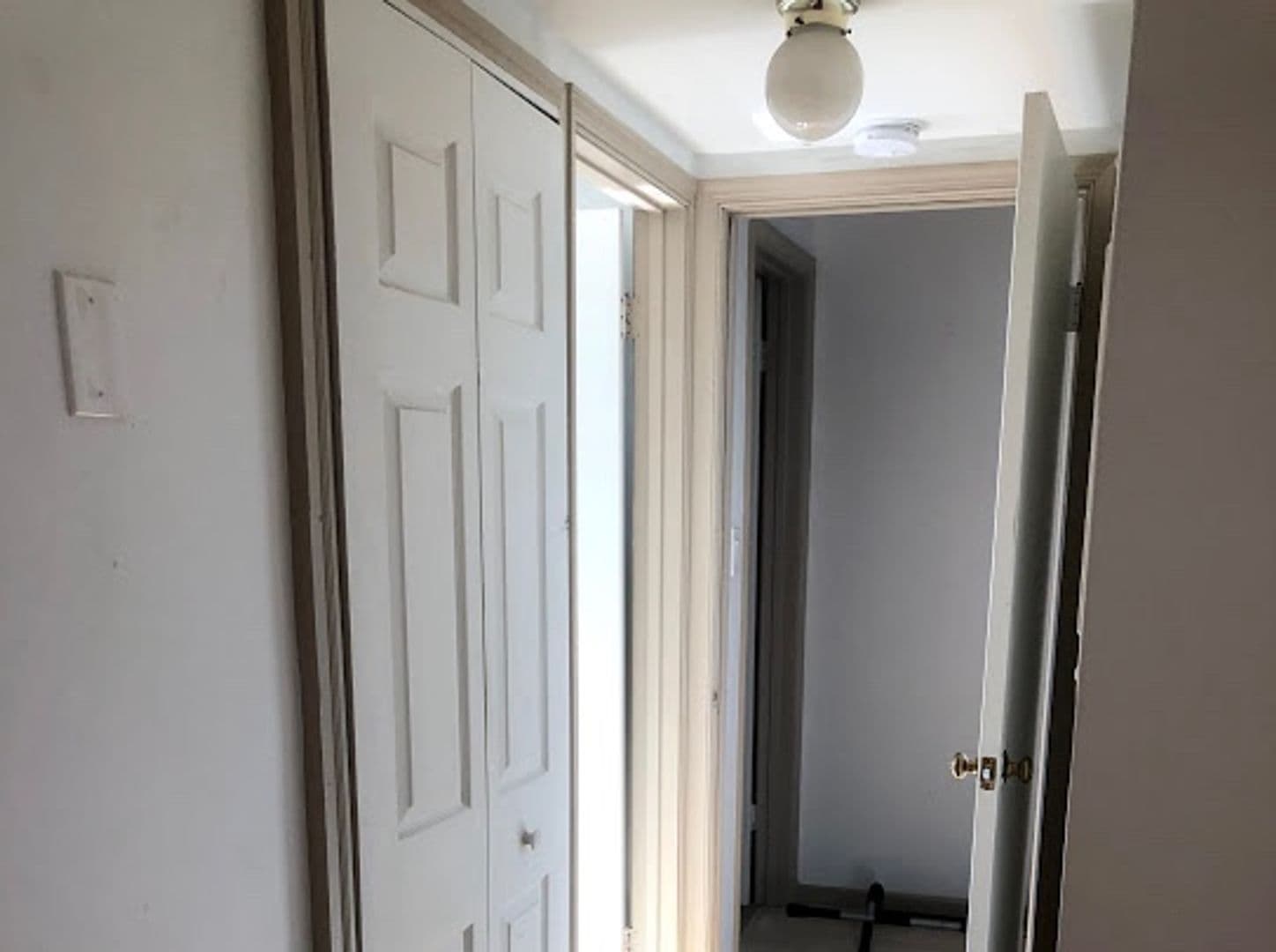 Baltimore Apartment: 504 Cathedral Street