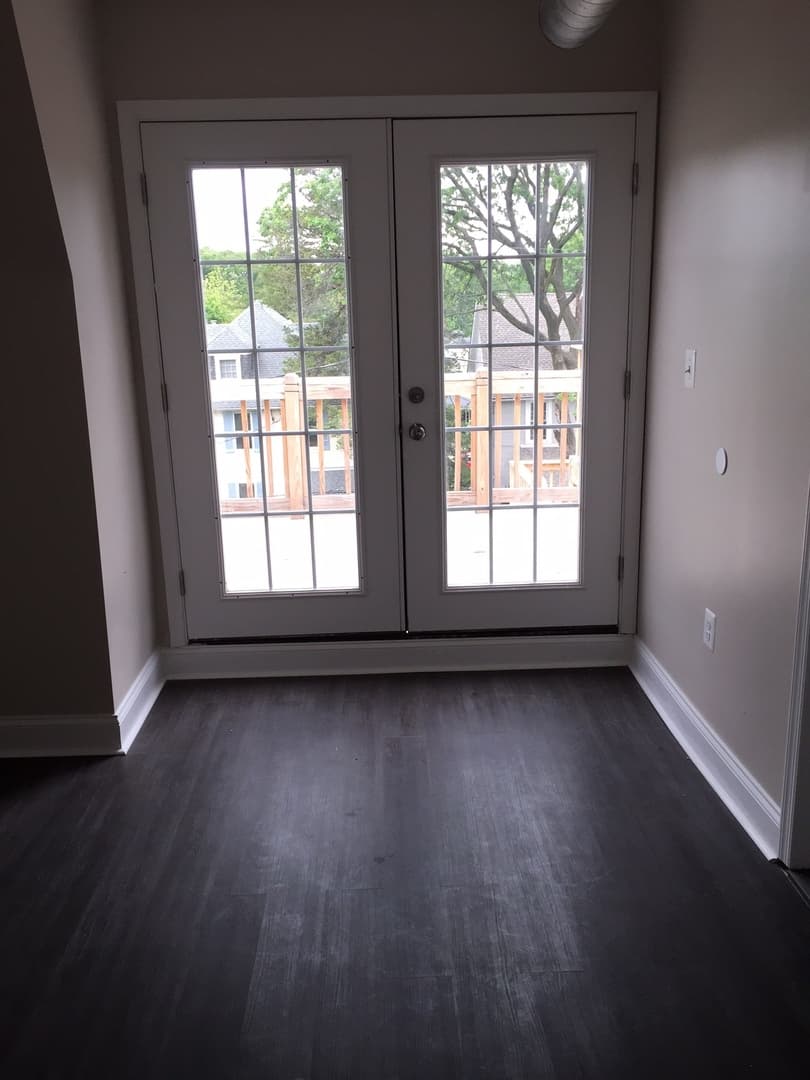 Baltimore Apartment: 704/706 Gladstone Avenue