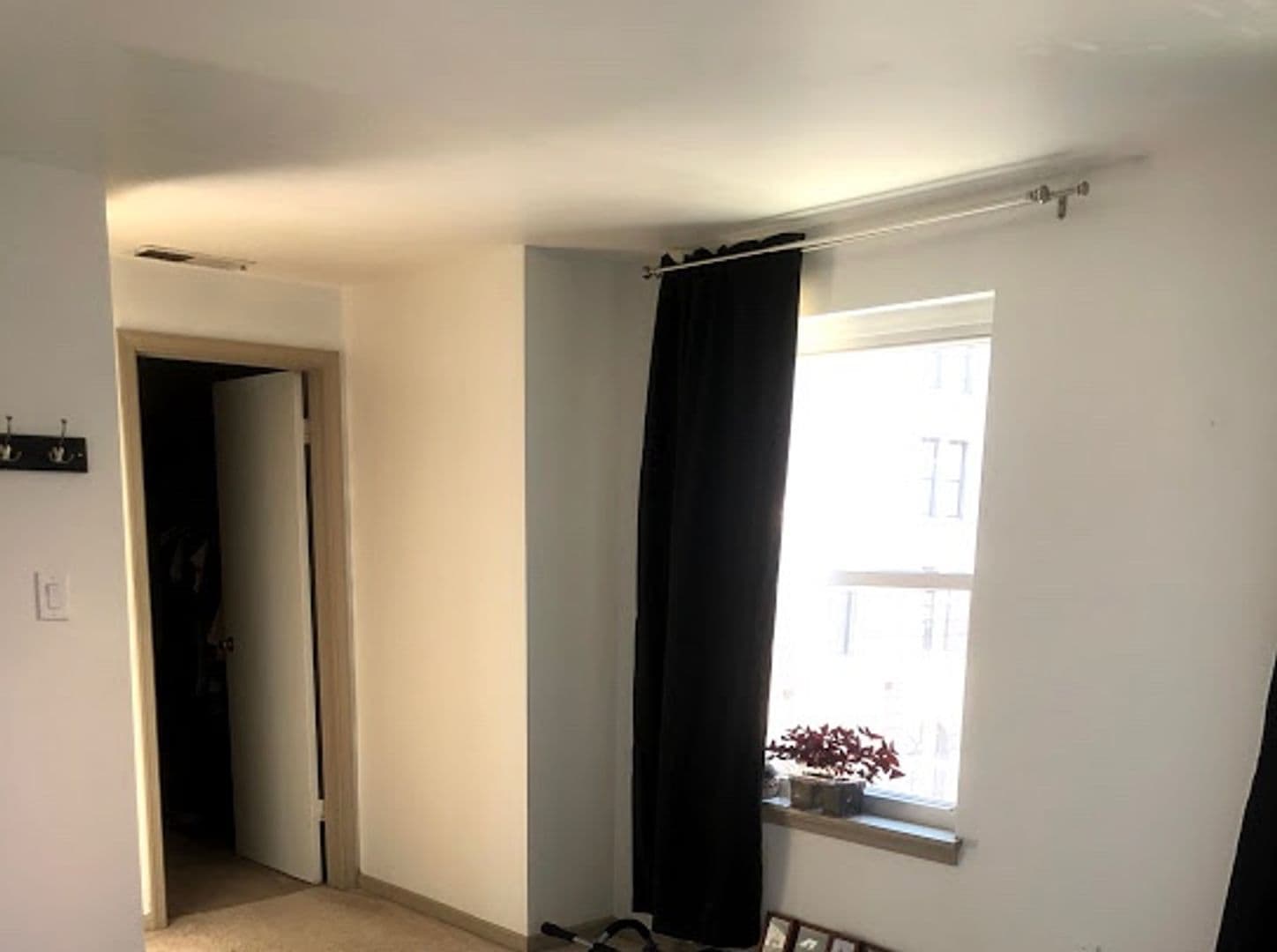 Baltimore Apartment: 504 Cathedral Street