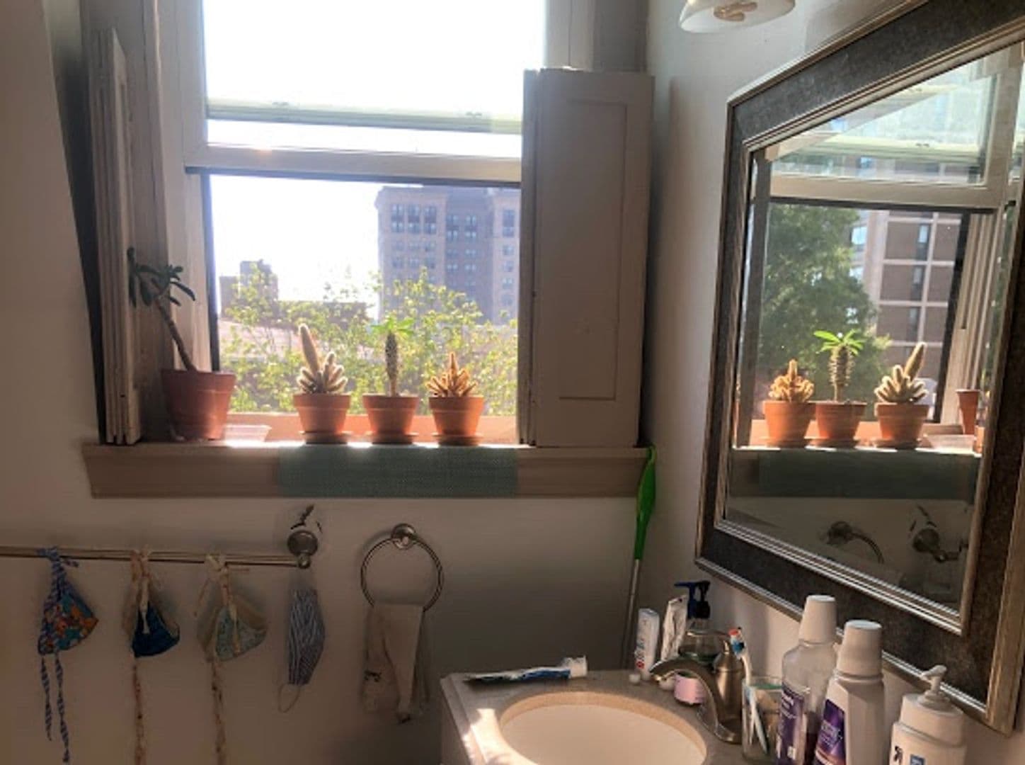 Baltimore Apartment: 504 Cathedral Street