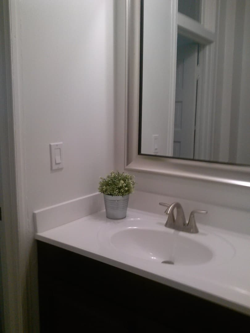 Baltimore Apartment: 506 Cathedral Street