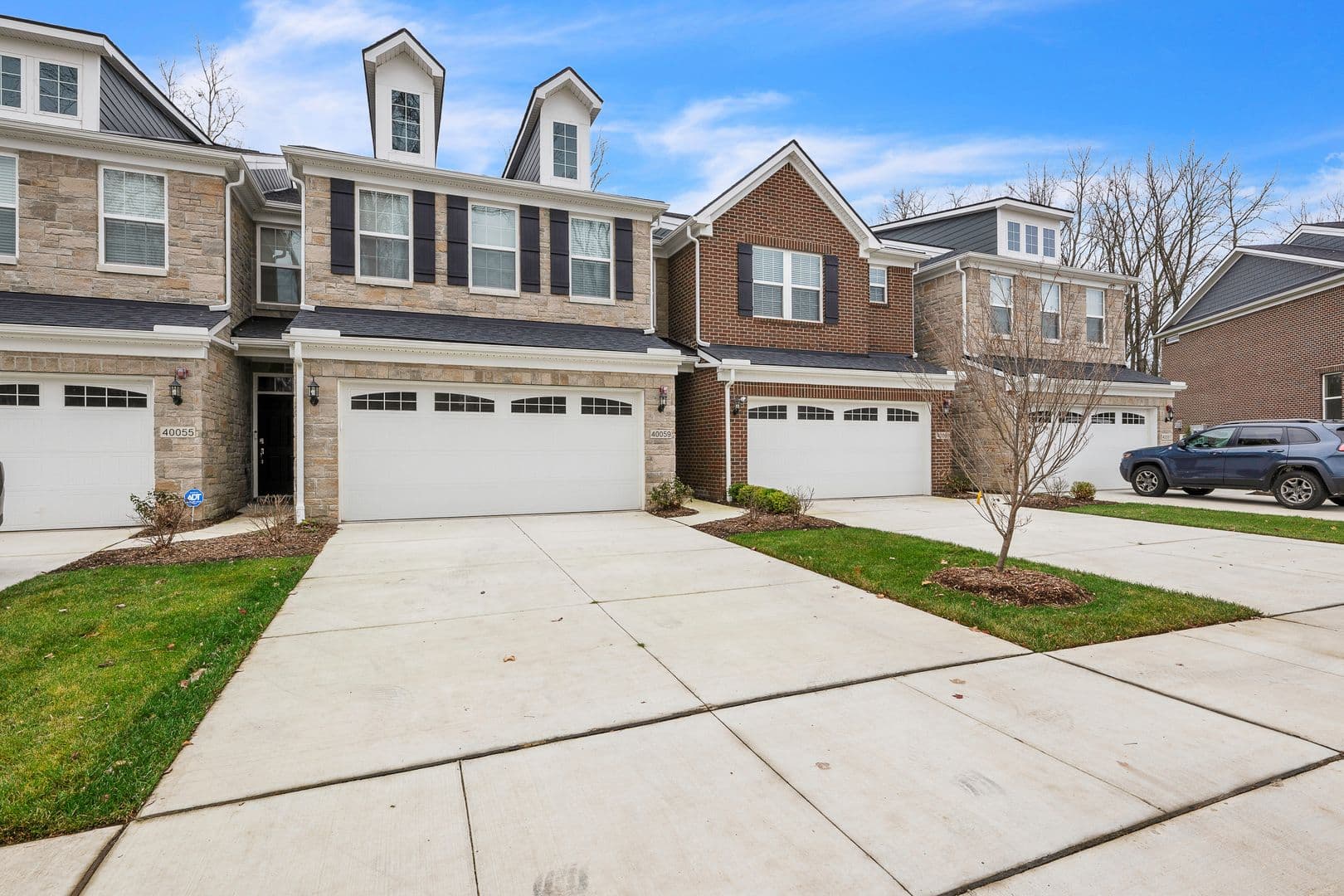 Plymouth Apartment: 40059 Premier Dr
