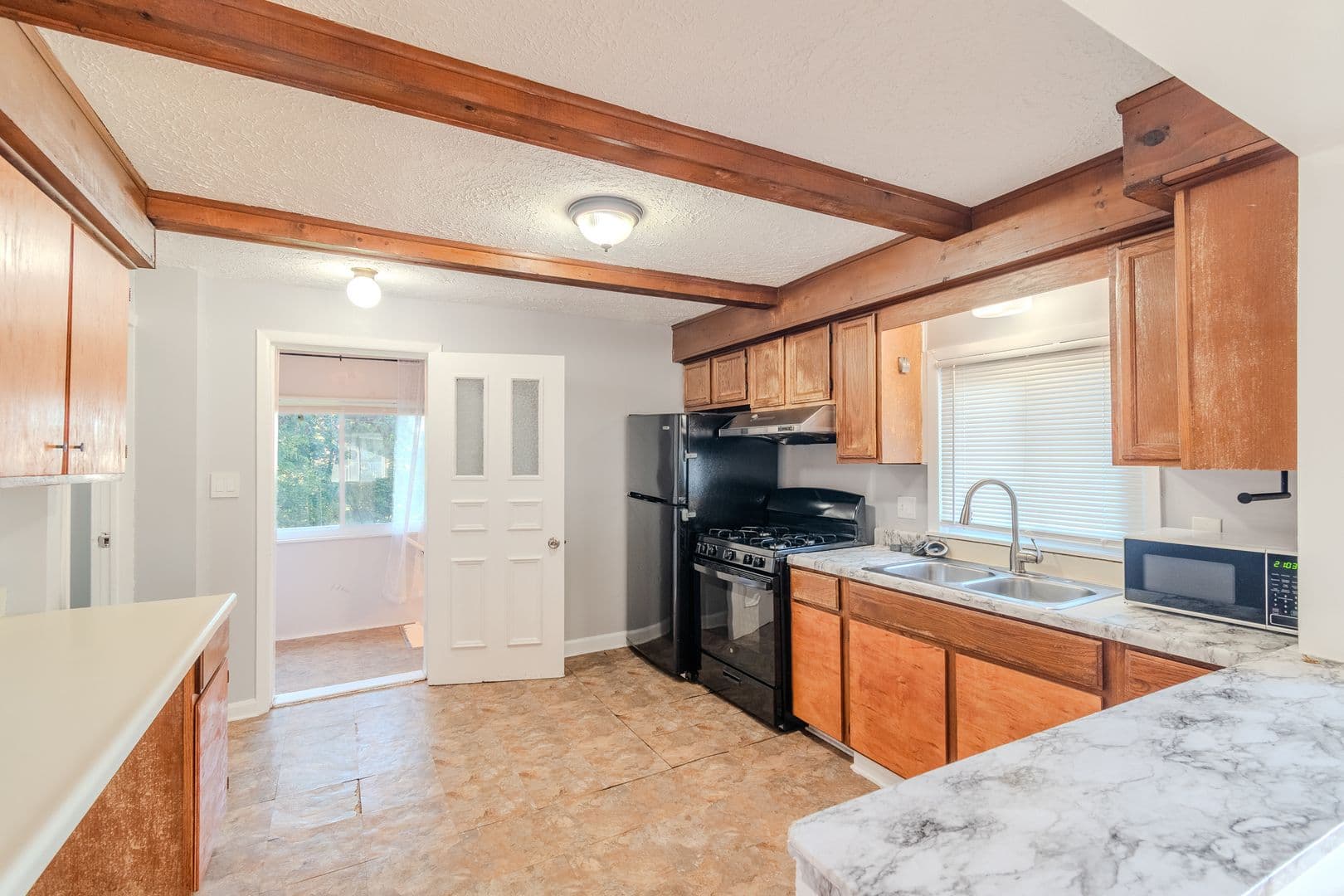 Center Line House: 7251  Voerner